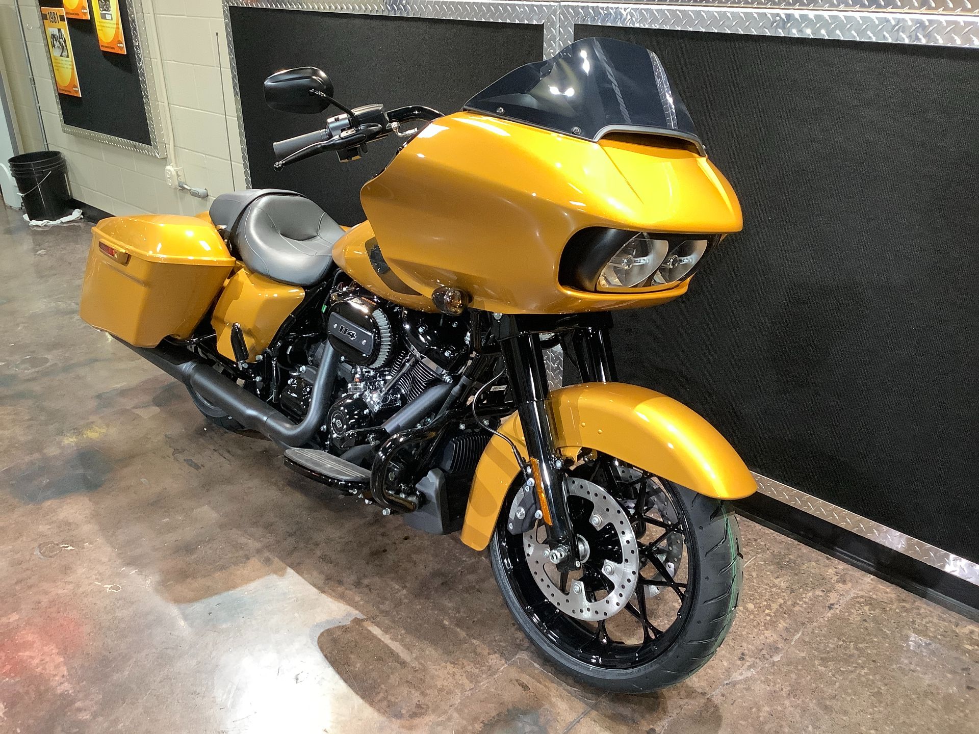 2023 Harley-Davidson Road Glide® Special in Burlington, Iowa - Photo 4