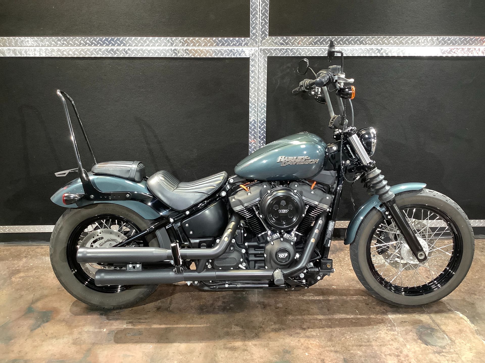 2020 Harley-Davidson Street Bob® in Burlington, Iowa - Photo 2