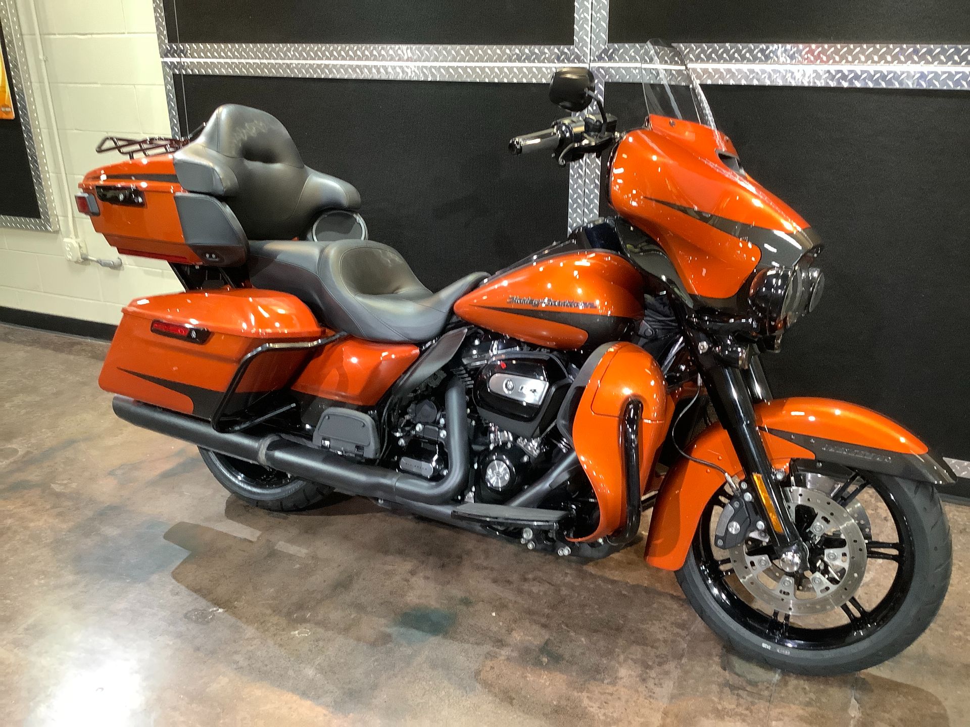 2020 Harley-Davidson Ultra Limited in Burlington, Iowa - Photo 3