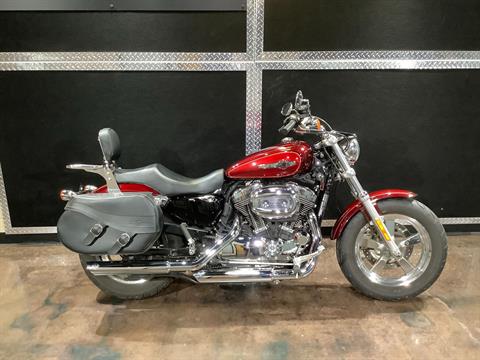 2016 Harley-Davidson 1200 Custom in Burlington, Iowa - Photo 2