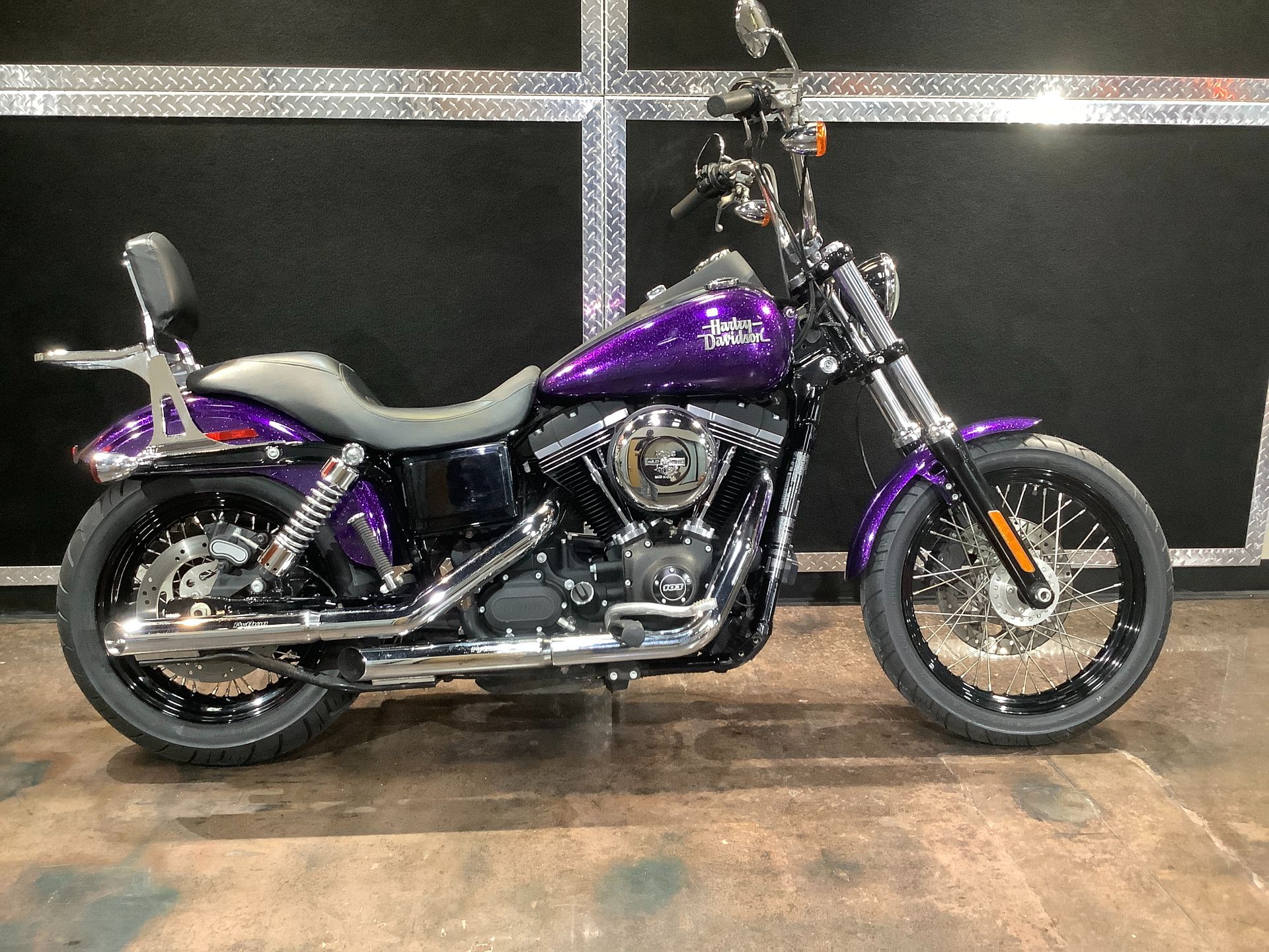 2014 Harley-Davidson Dyna® Street Bob® in Burlington, Iowa - Photo 16