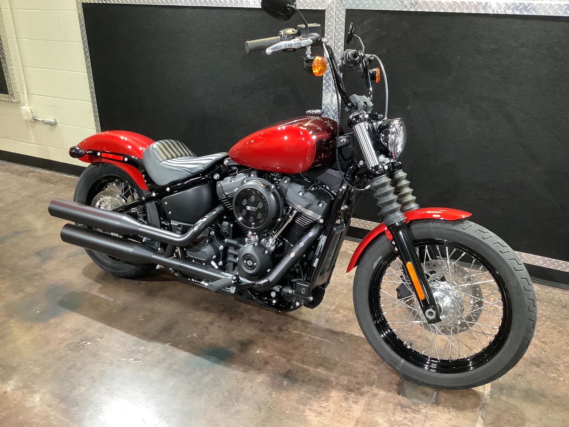 2019 Harley-Davidson Street Bob® in Burlington, Iowa - Photo 3