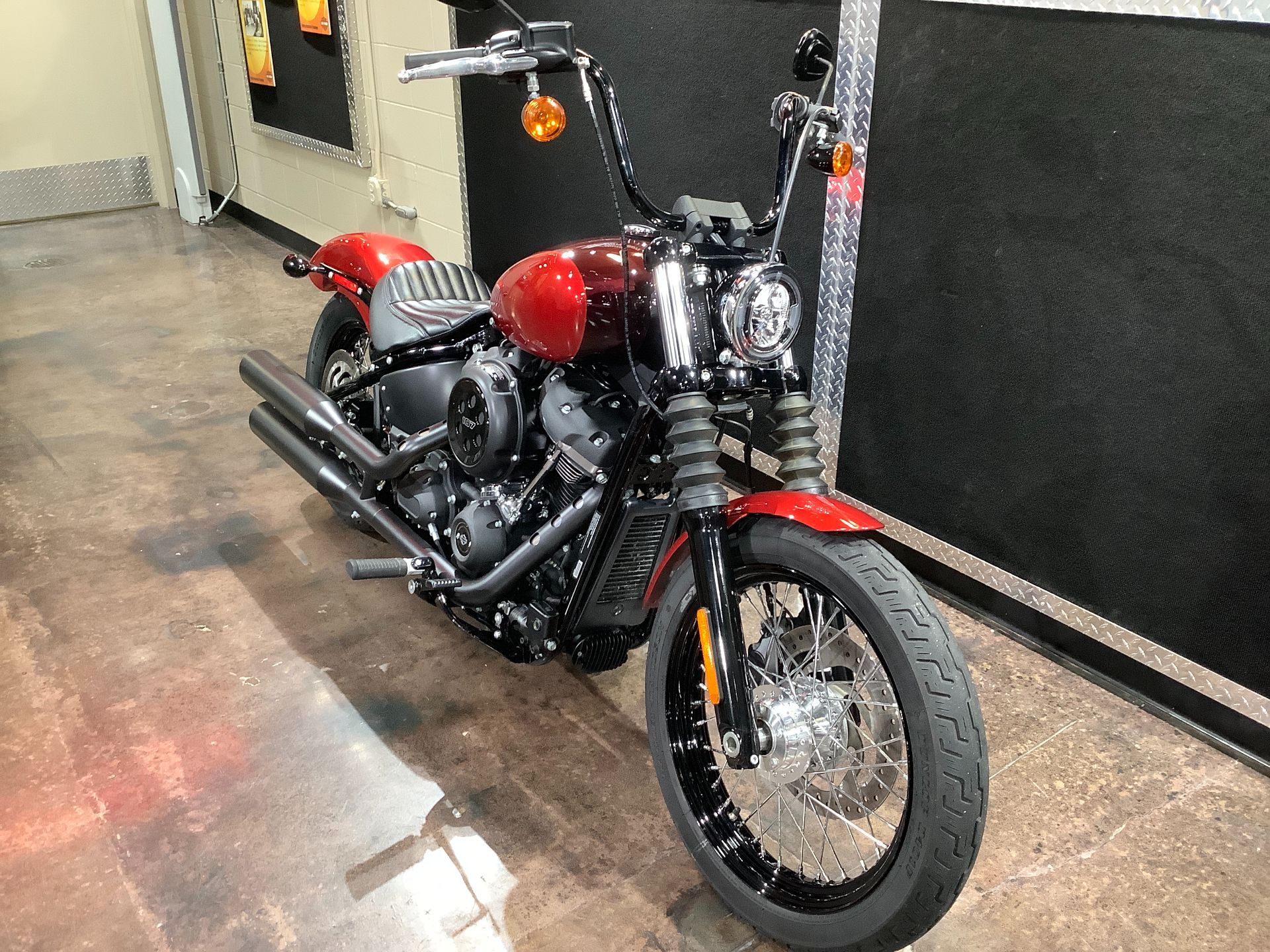 2019 Harley-Davidson Street Bob® in Burlington, Iowa - Photo 4