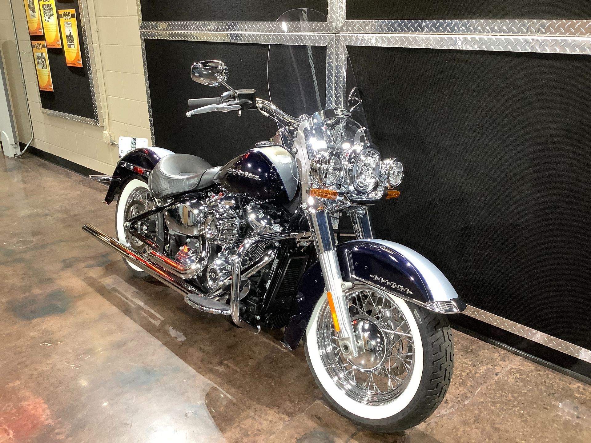 2019 Harley-Davidson Deluxe in Burlington, Iowa - Photo 4