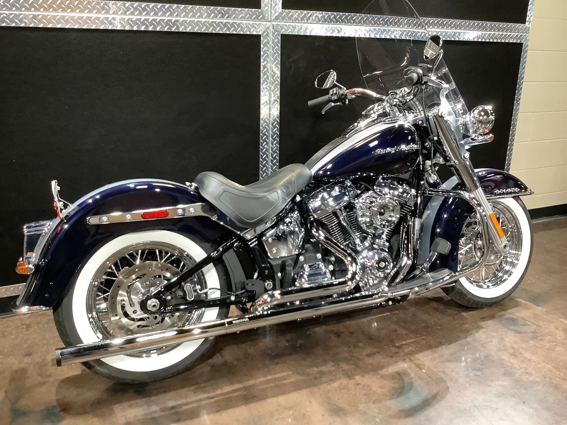 2019 Harley-Davidson Deluxe in Burlington, Iowa - Photo 16