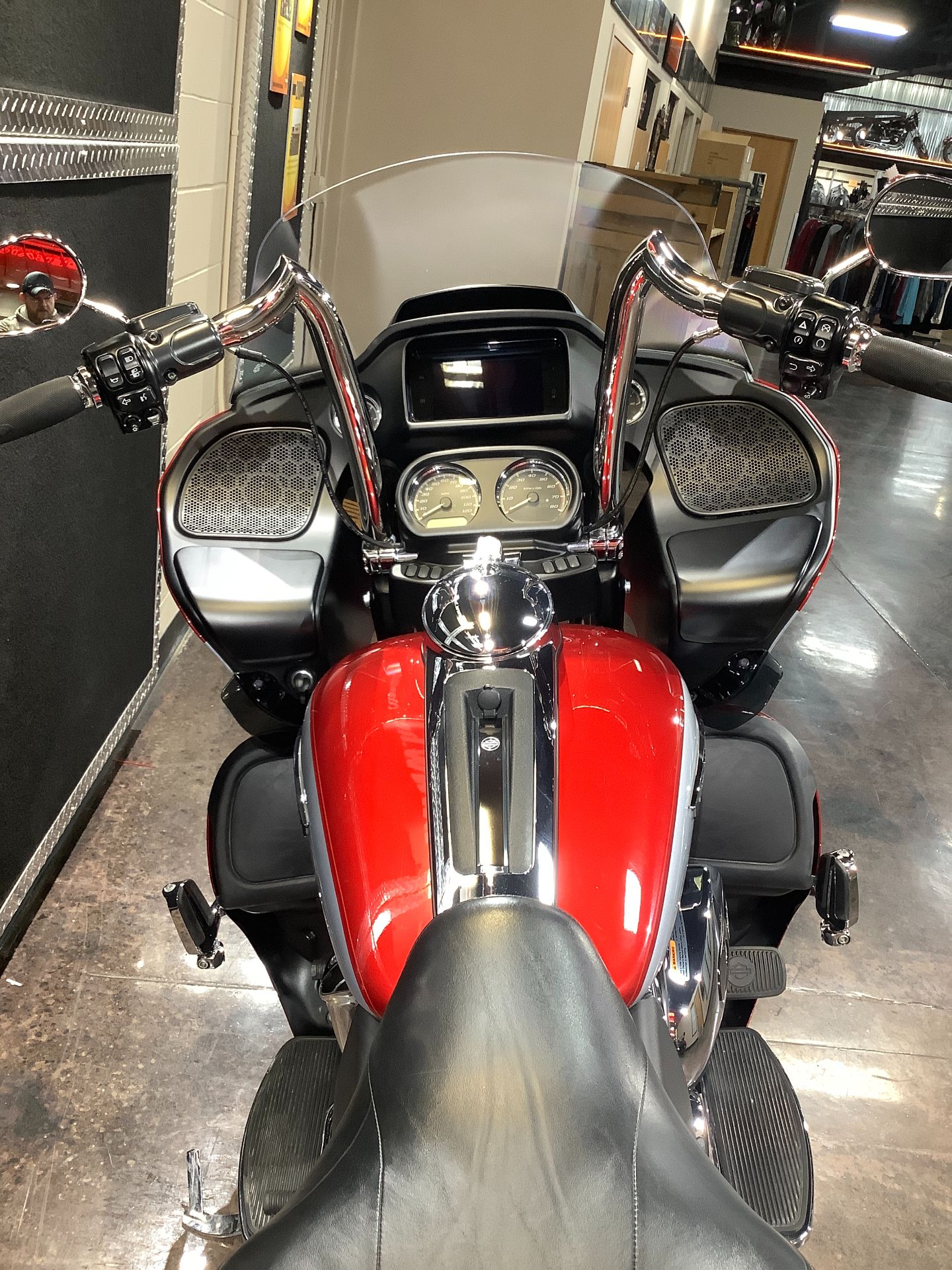 2019 Harley-Davidson Road Glide® Ultra in Burlington, Iowa - Photo 12