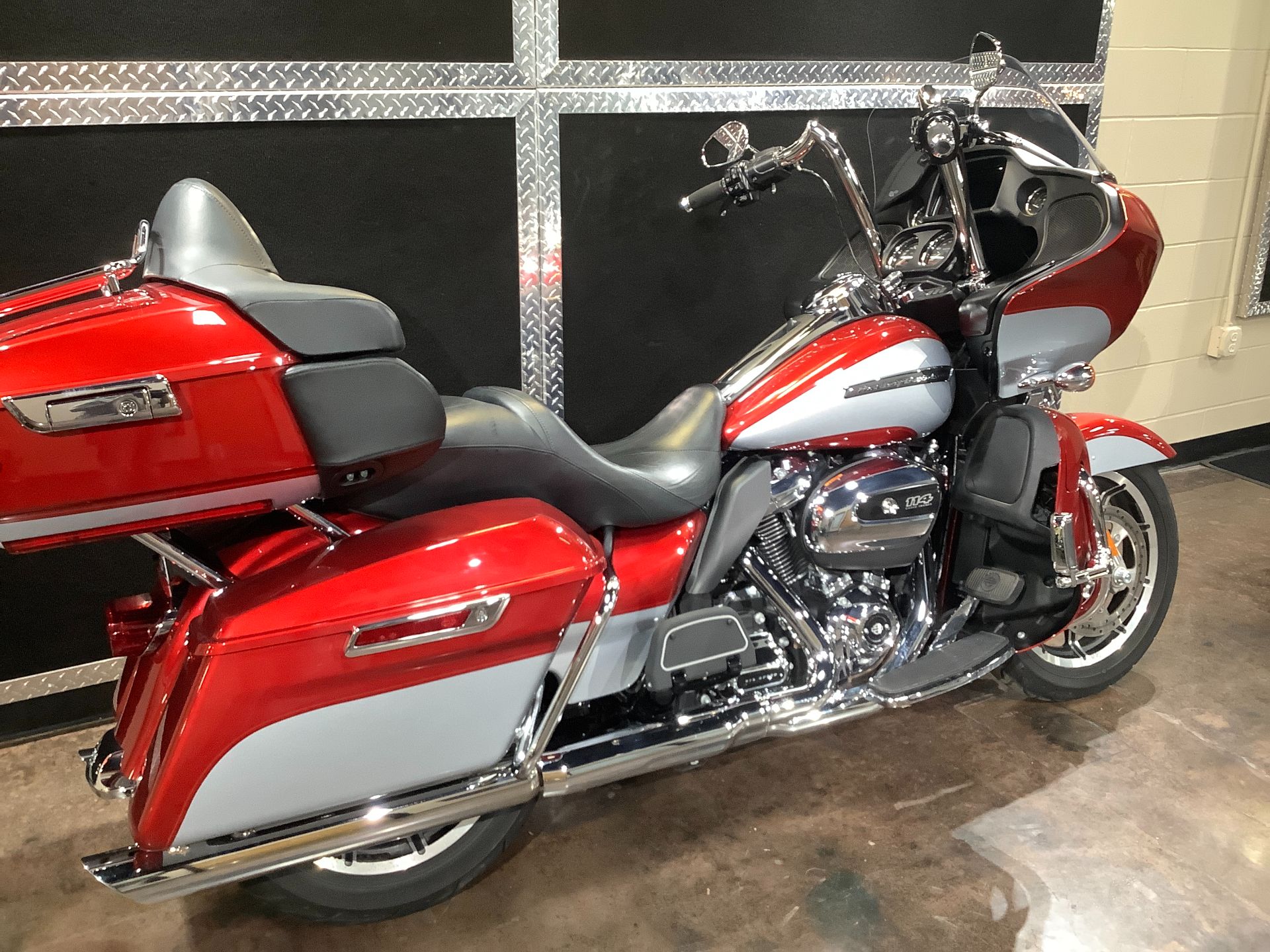 2019 Harley-Davidson Road Glide® Ultra in Burlington, Iowa - Photo 15