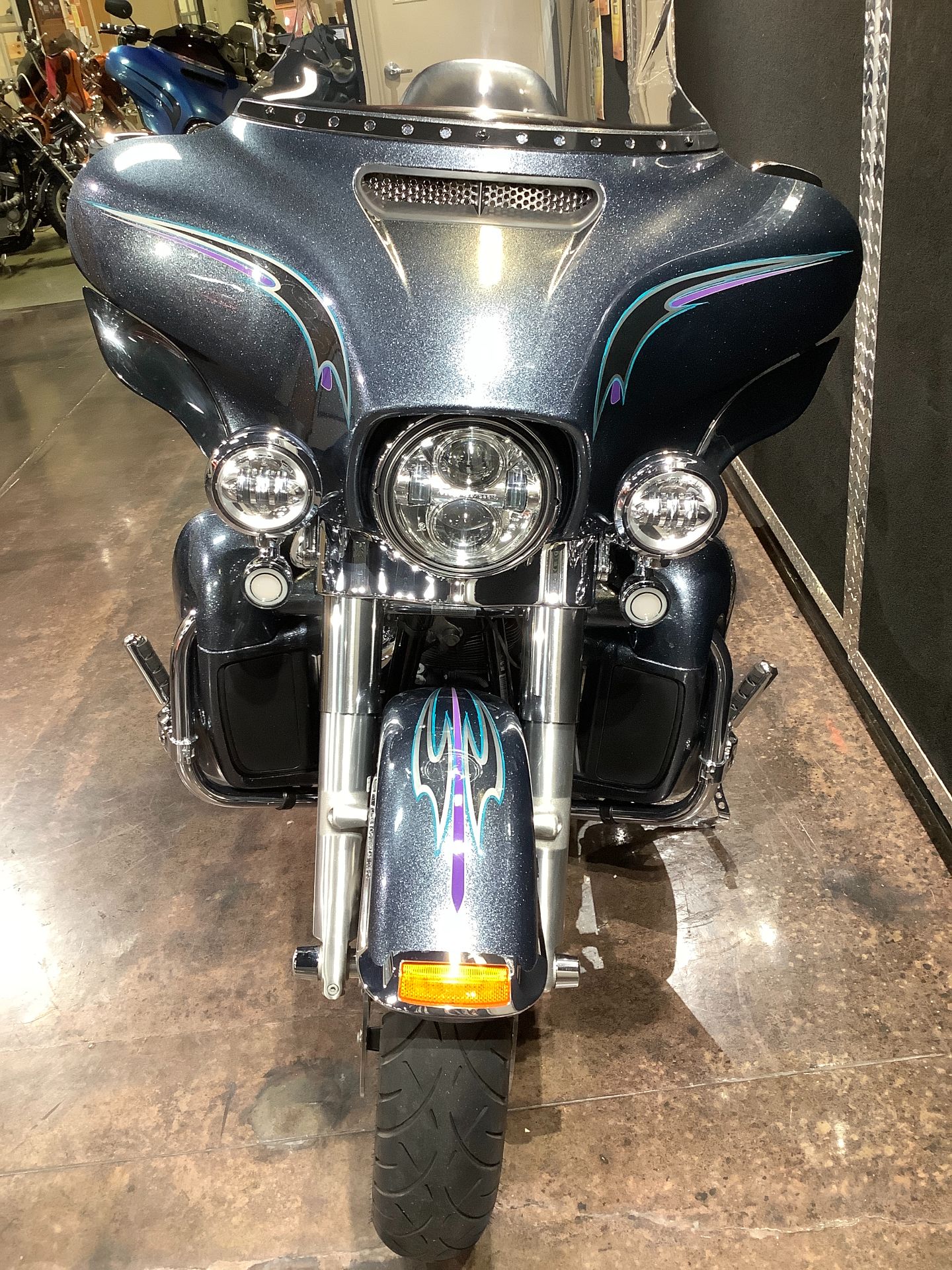 2015 Harley-Davidson Electra Glide® Ultra Classic® Low in Burlington, Iowa - Photo 5