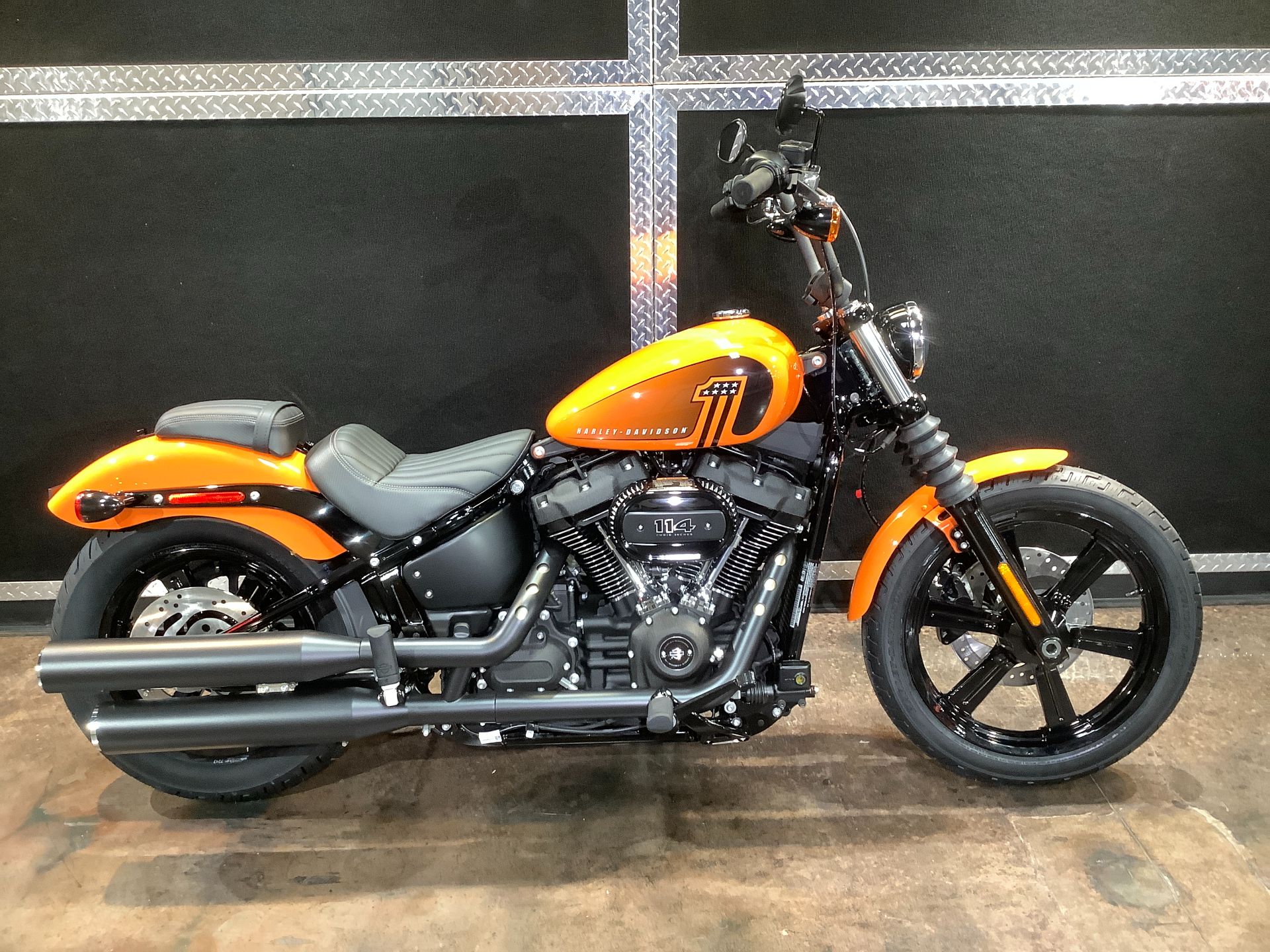 2024 Harley-Davidson Street Bob® 114 in Burlington, Iowa - Photo 2