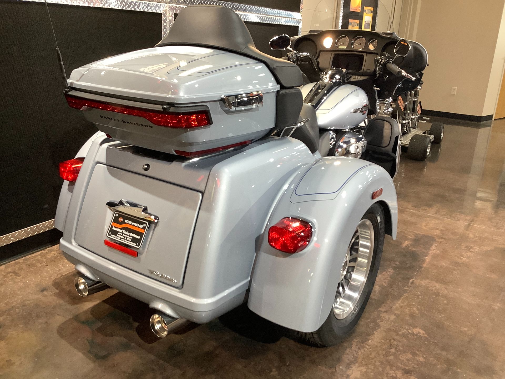 2023 Harley-Davidson Tri Glide® Ultra in Burlington, Iowa - Photo 14