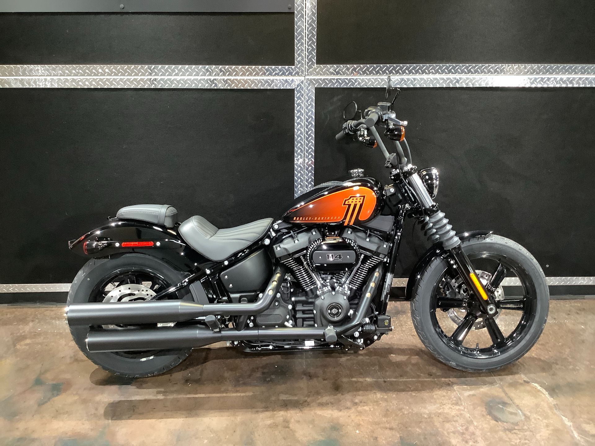2022 Harley-Davidson Street Bob® 114 in Burlington, Iowa - Photo 2