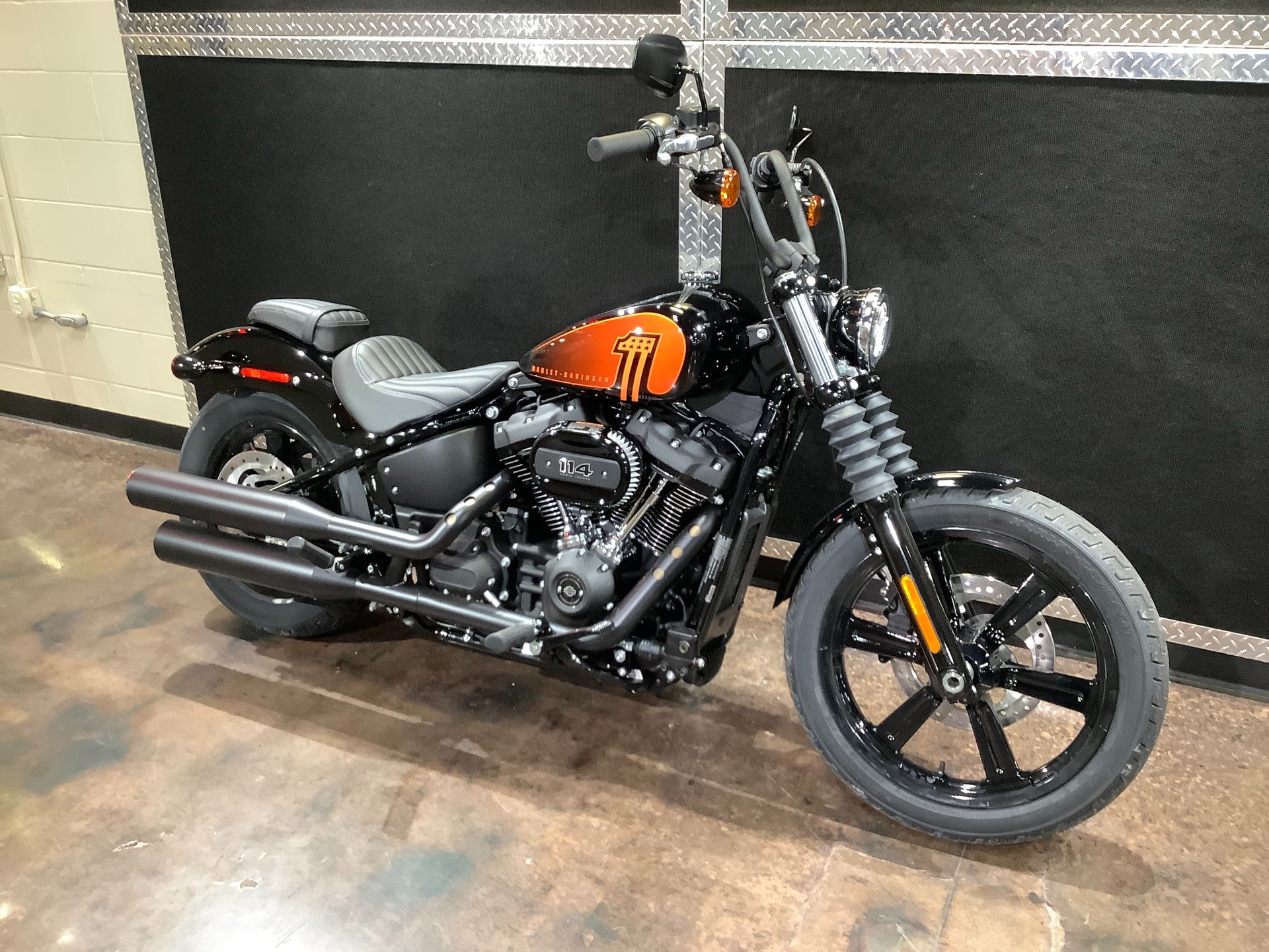 2022 Harley-Davidson Street Bob® 114 in Burlington, Iowa - Photo 3