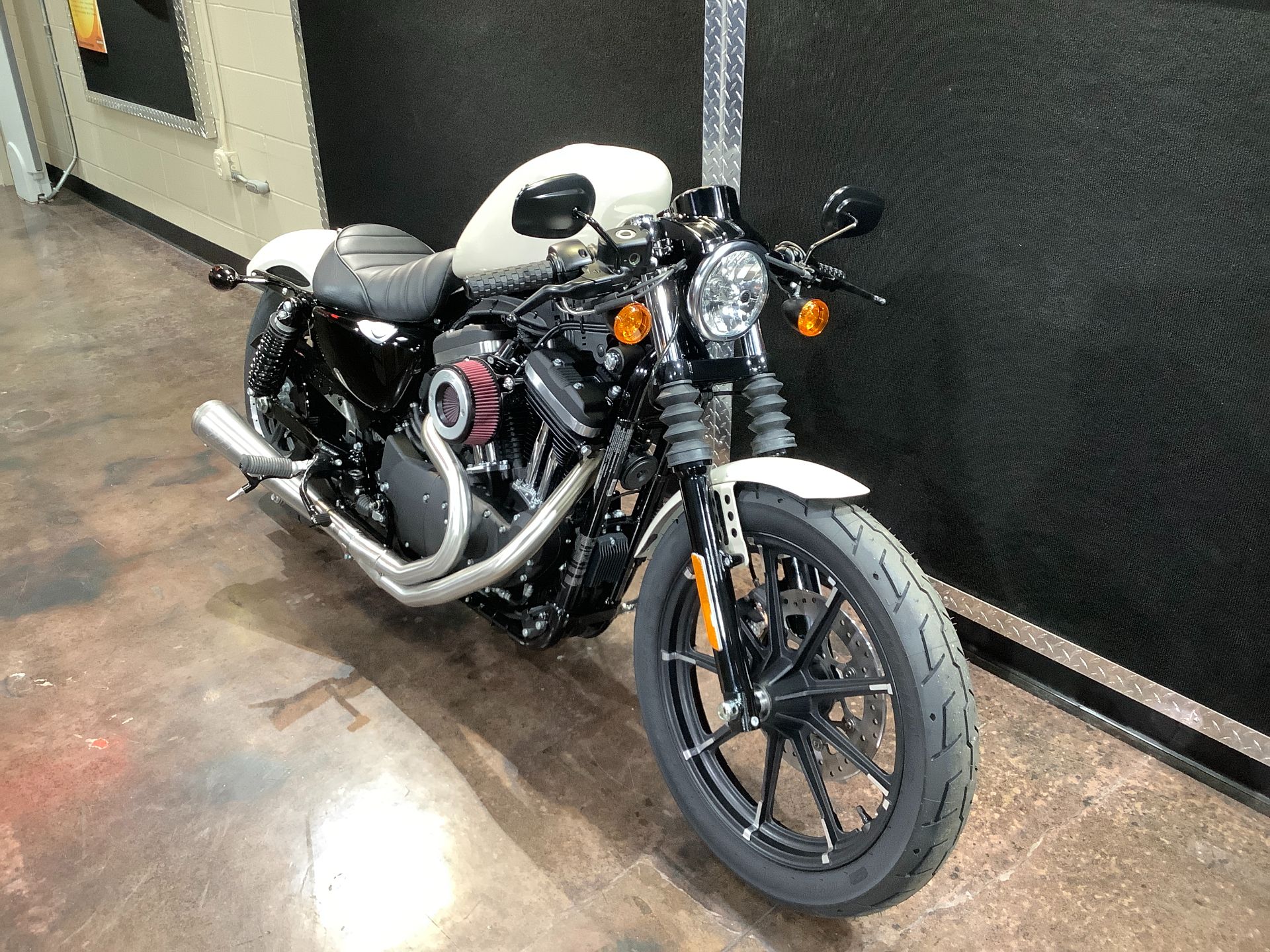 2022 Harley-Davidson Iron 883™ in Burlington, Iowa - Photo 4