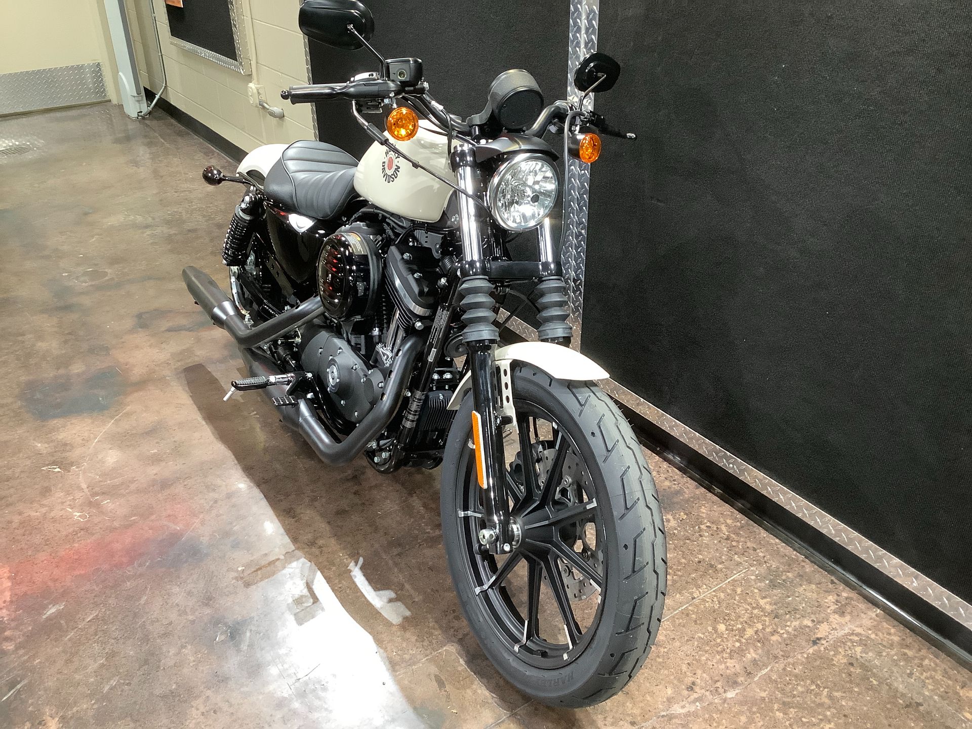 2022 Harley-Davidson Iron 883™ in Burlington, Iowa - Photo 4