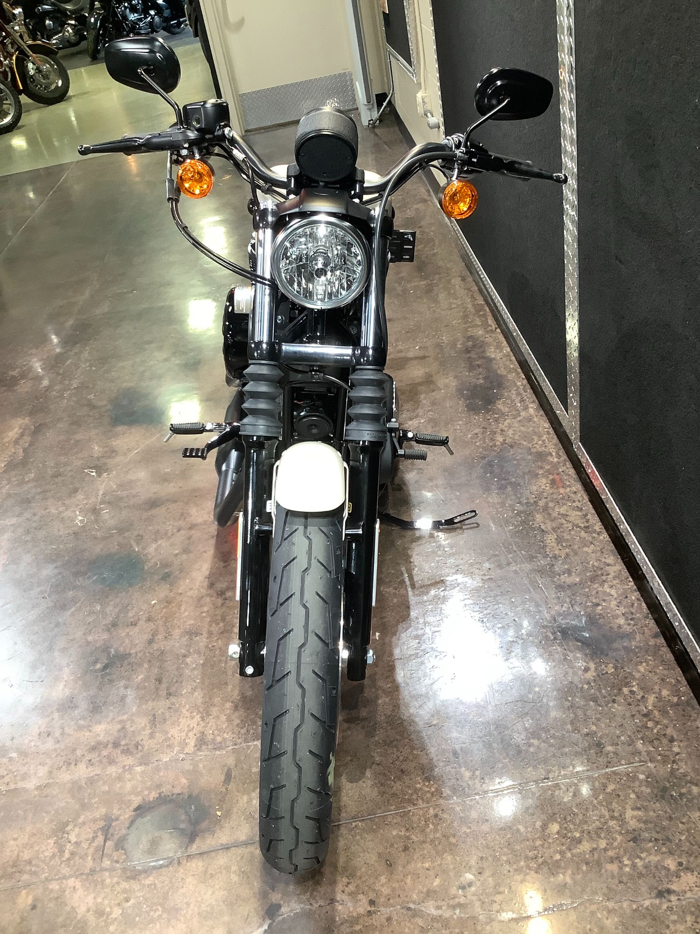 2022 Harley-Davidson Iron 883™ in Burlington, Iowa - Photo 5