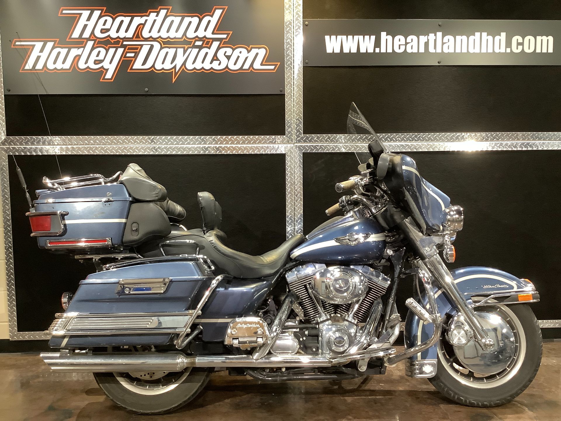 2003 Harley-Davidson FLHTCUI Ultra Classic® Electra Glide® in Burlington, Iowa - Photo 1