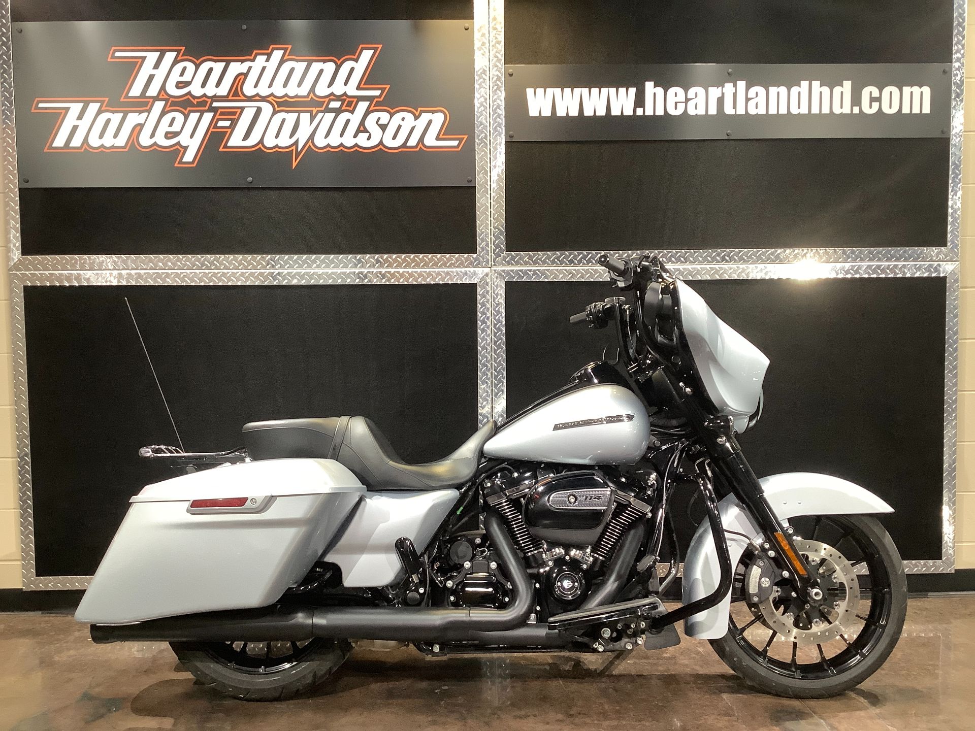 2019 Harley-Davidson Street Glide® Special in Burlington, Iowa - Photo 1