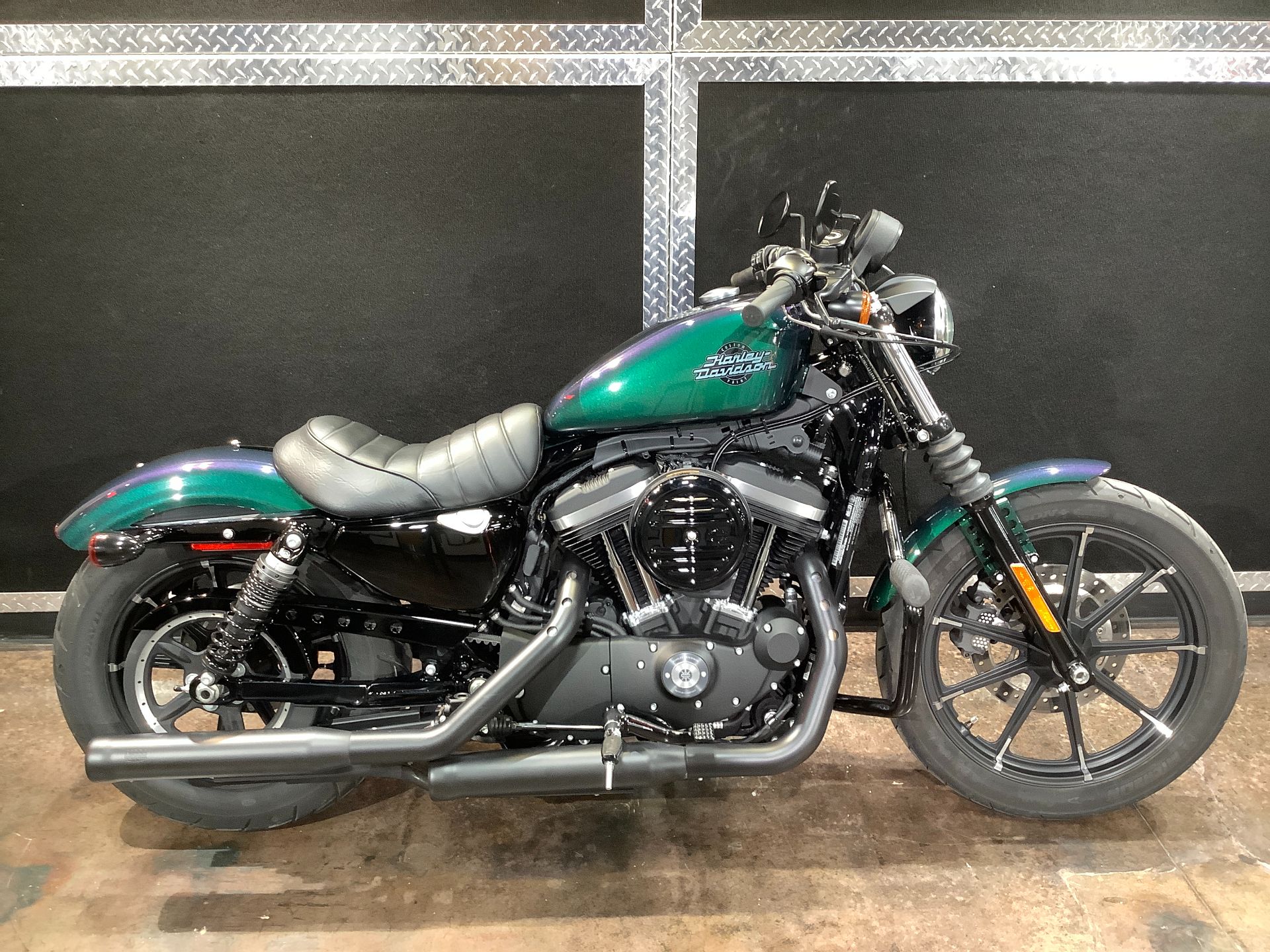 2021 Harley-Davidson Iron 883™ in Burlington, Iowa - Photo 2