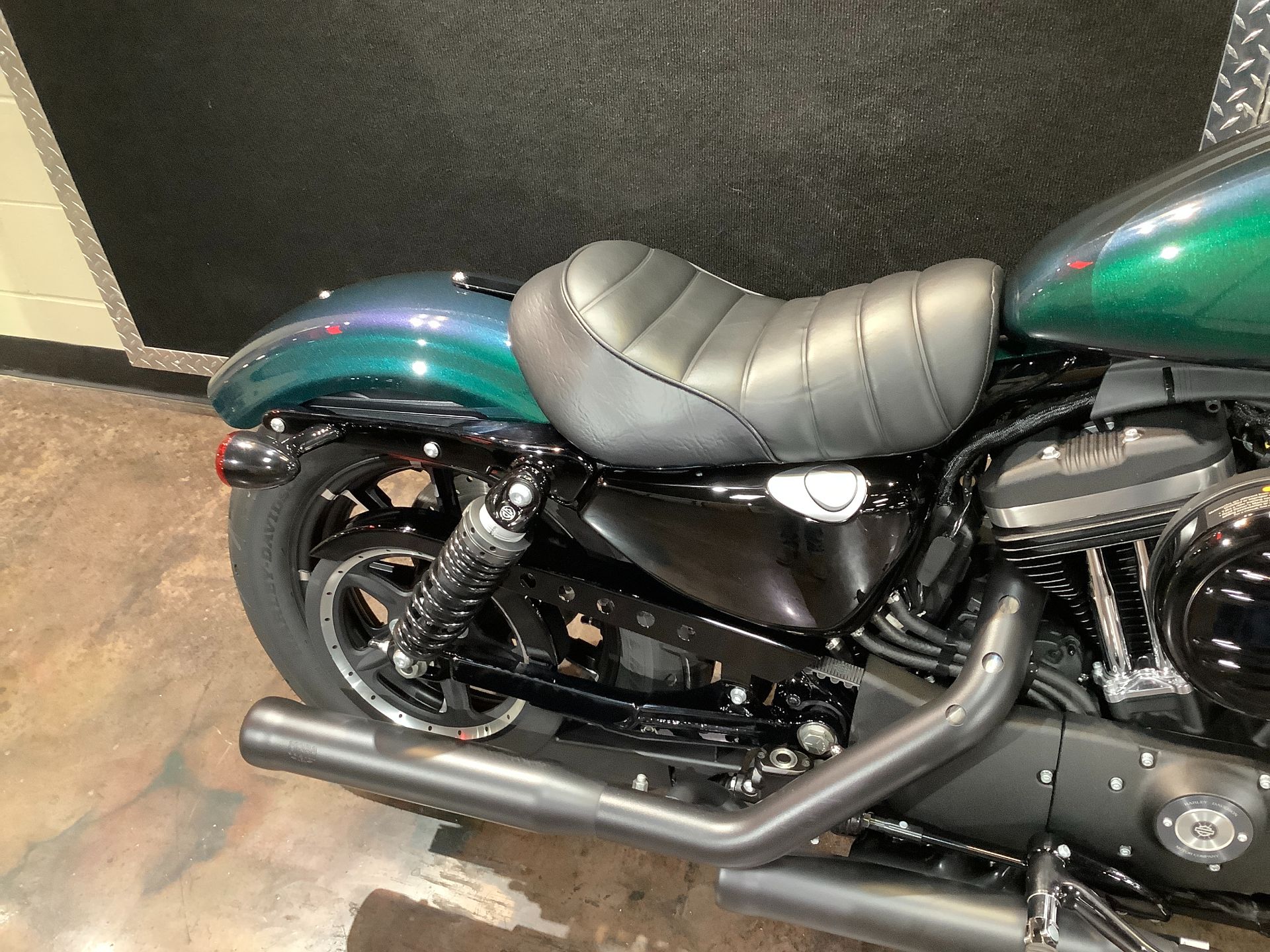 2021 Harley-Davidson Iron 883™ in Burlington, Iowa - Photo 9