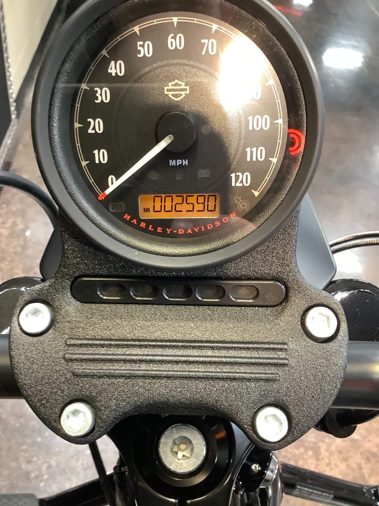 2021 Harley-Davidson Iron 883™ in Burlington, Iowa - Photo 10