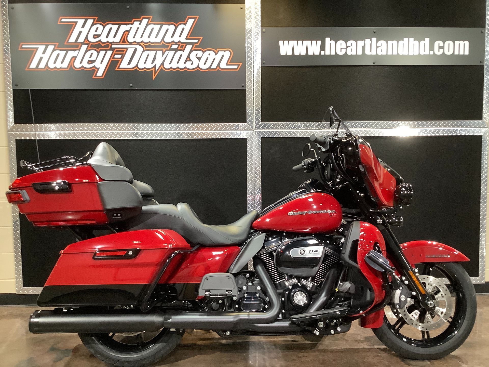 2021 Harley-Davidson Ultra Limited in Burlington, Iowa - Photo 1