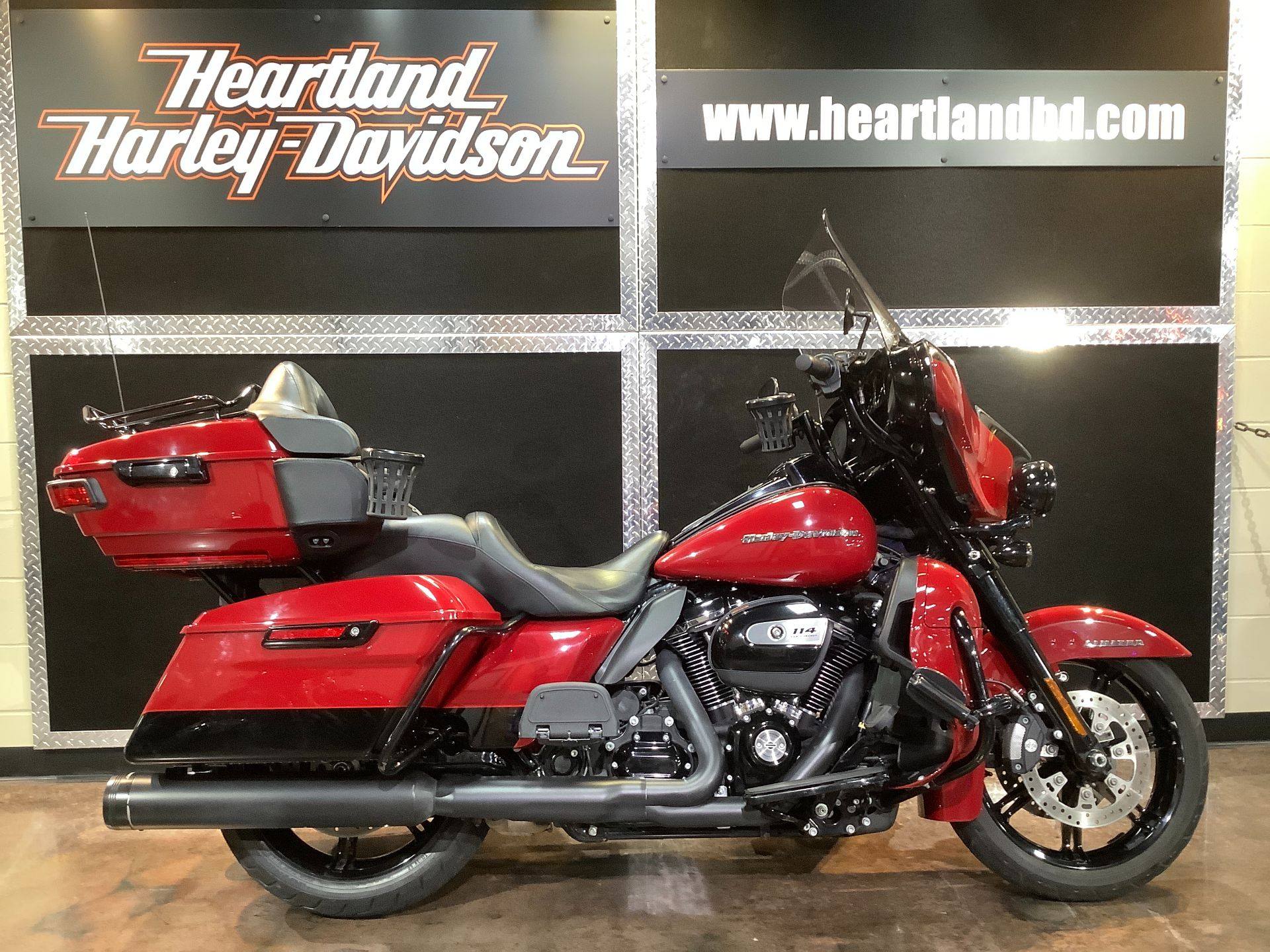 2021 Harley-Davidson Ultra Limited in Burlington, Iowa - Photo 1