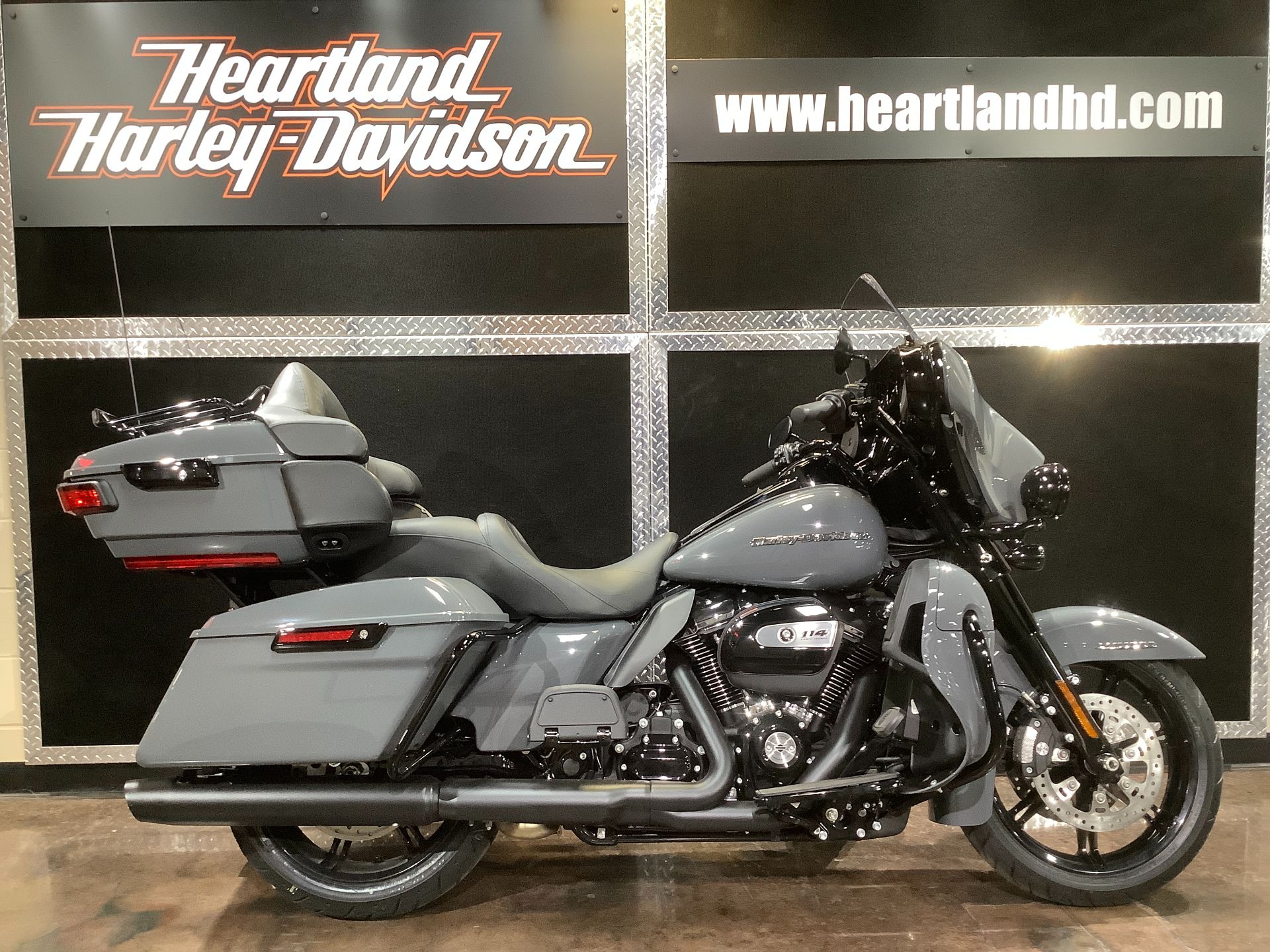 2022 Harley-Davidson Ultra Limited in Burlington, Iowa - Photo 1