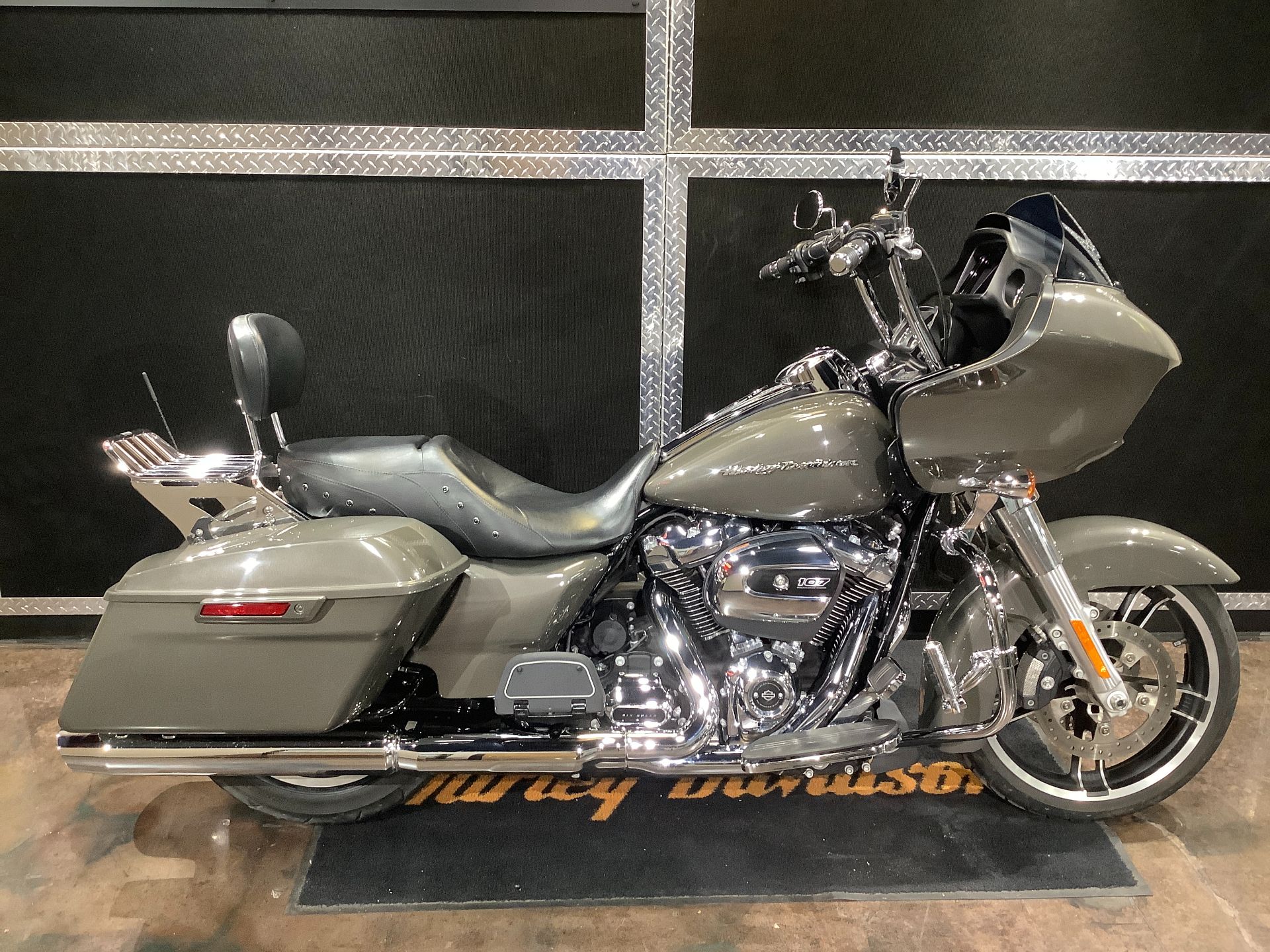 2019 Harley-Davidson Road Glide® in Burlington, Iowa - Photo 2