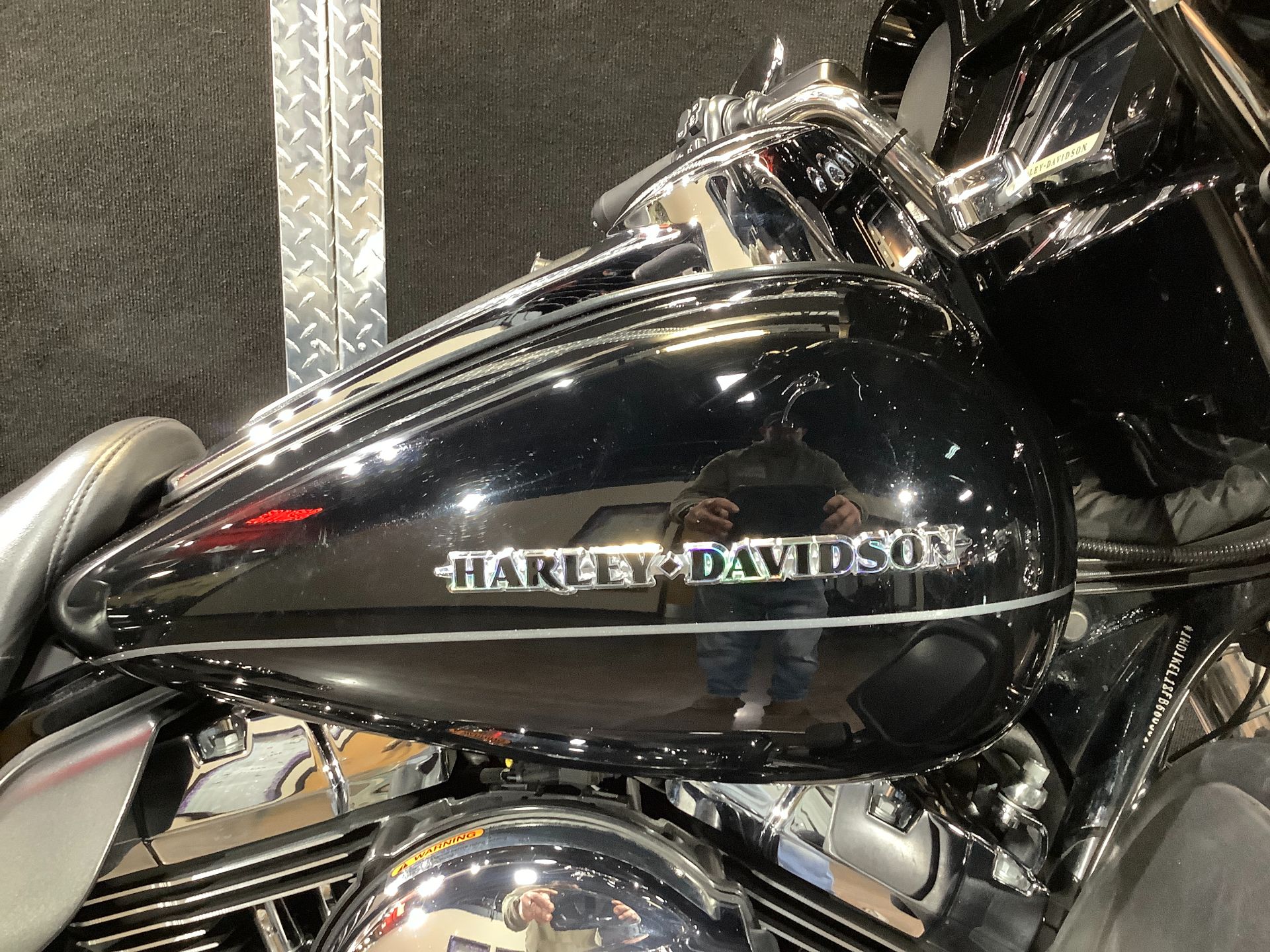 2015 Harley-Davidson Ultra Limited in Burlington, Iowa - Photo 8