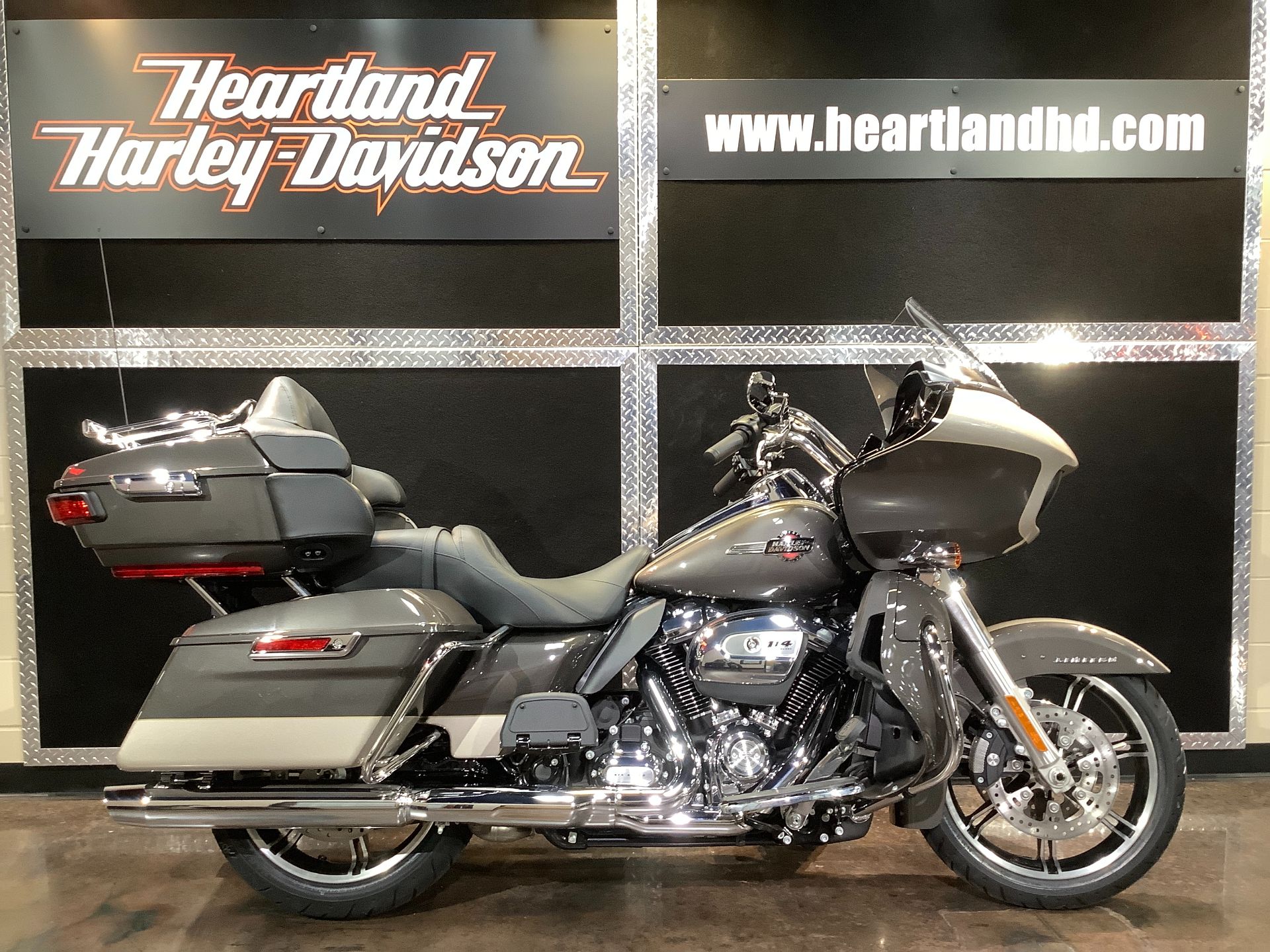 2023 Harley-Davidson Road Glide® Limited in Burlington, Iowa - Photo 1