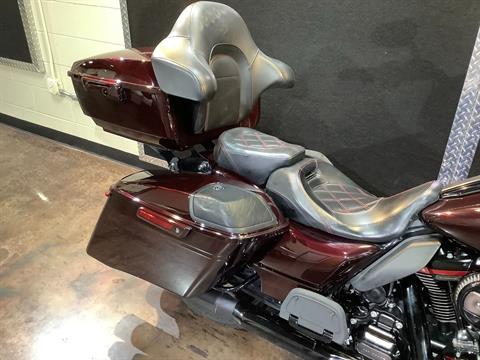 2019 Harley-Davidson CVO Street Glide in Burlington, Iowa - Photo 10