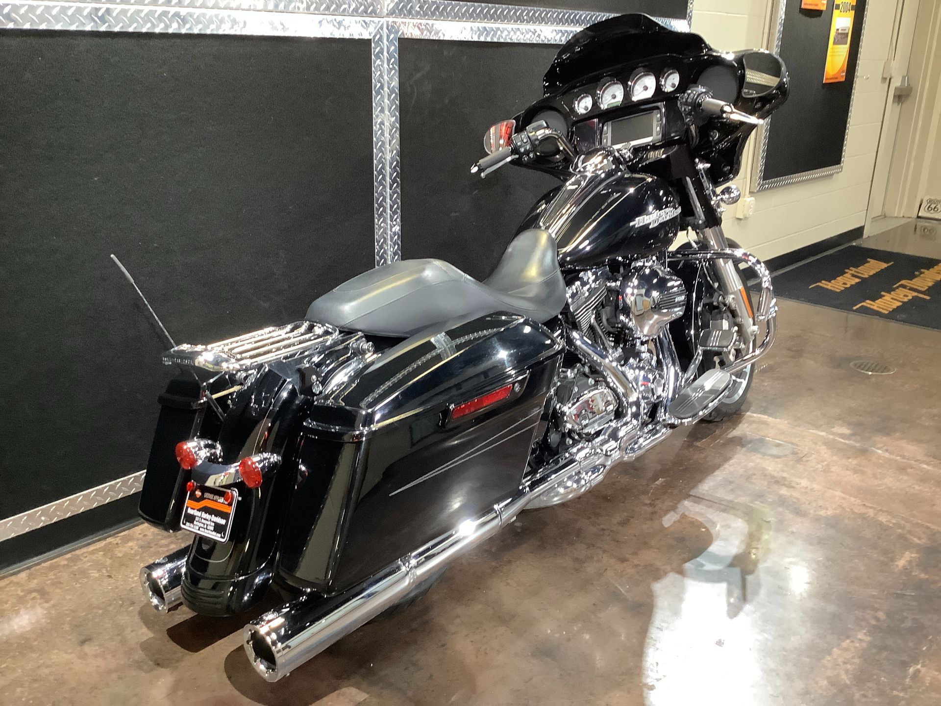 2014 Harley-Davidson Street Glide® Special in Burlington, Iowa - Photo 13