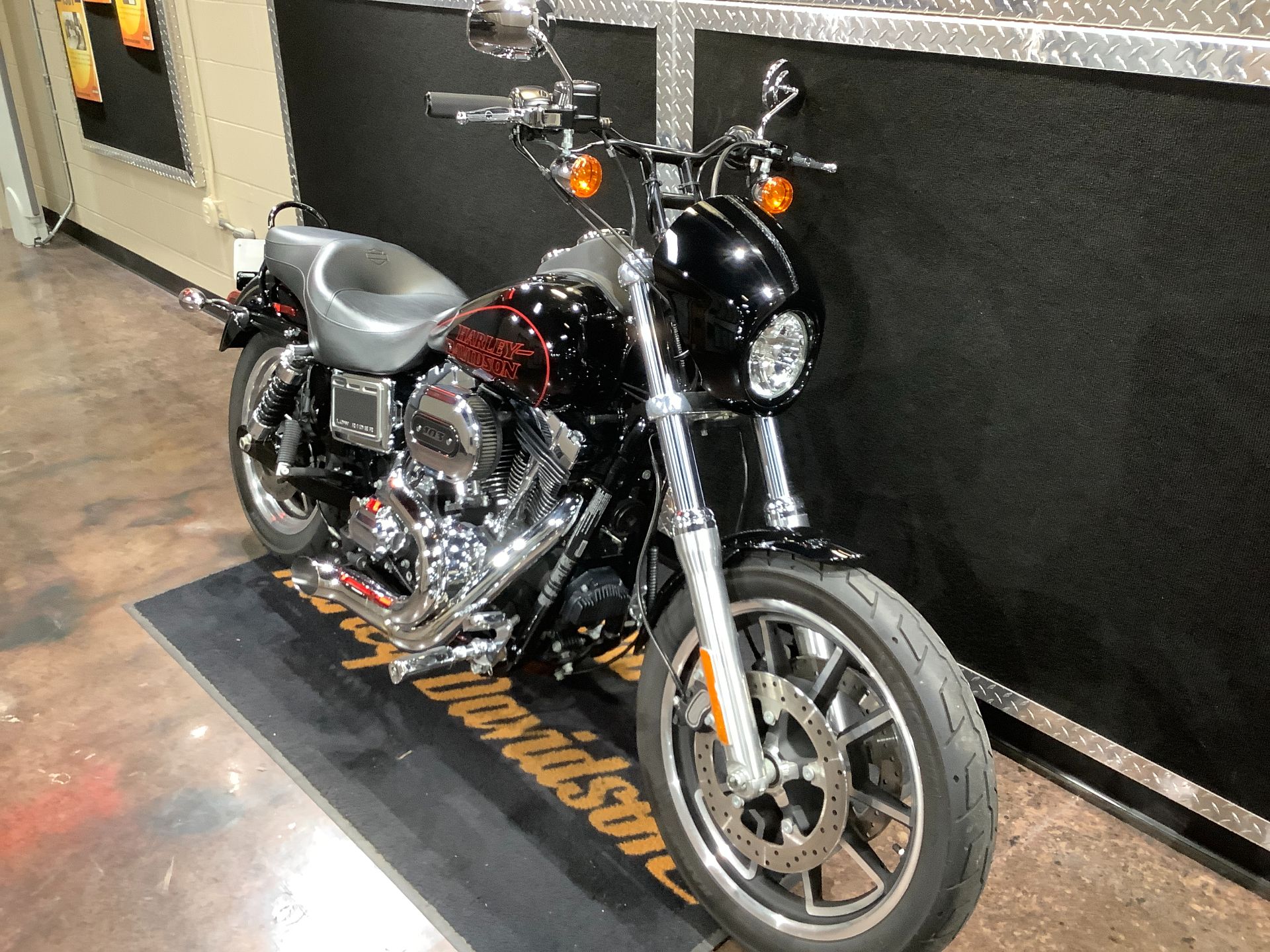 2016 Harley-Davidson Low Rider® in Burlington, Iowa - Photo 4