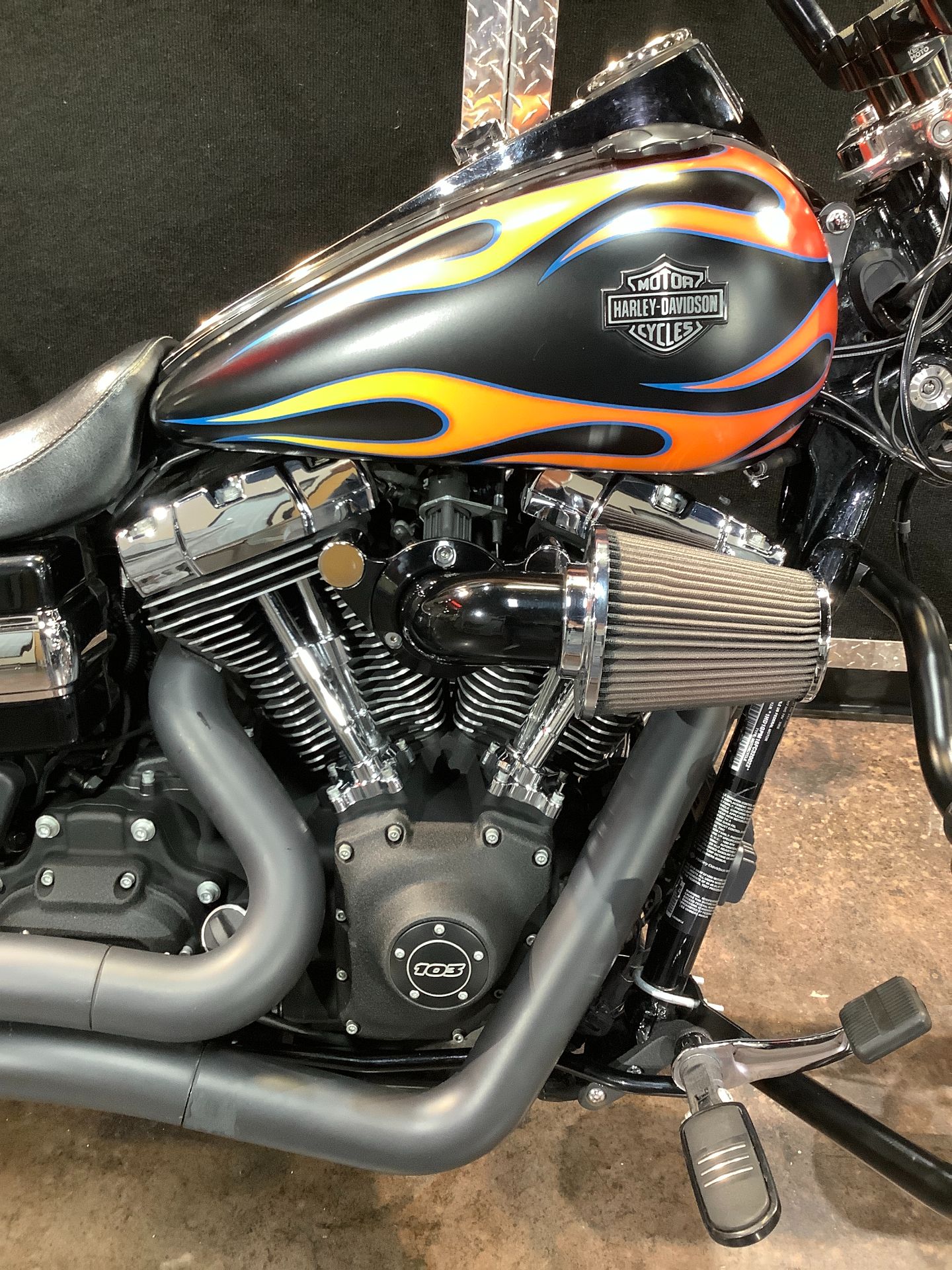 2015 Harley-Davidson Wide Glide® in Burlington, Iowa - Photo 9