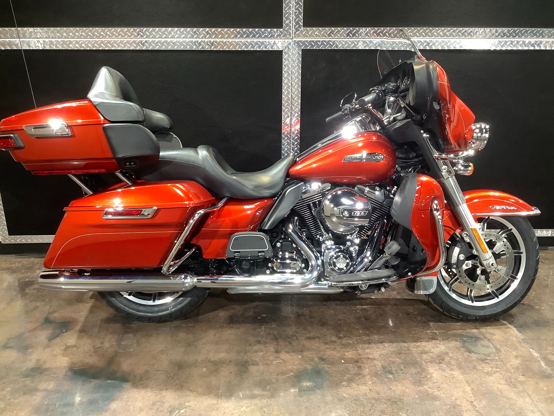 2014 Harley-Davidson Electra Glide® Ultra Classic® in Burlington, Iowa - Photo 16