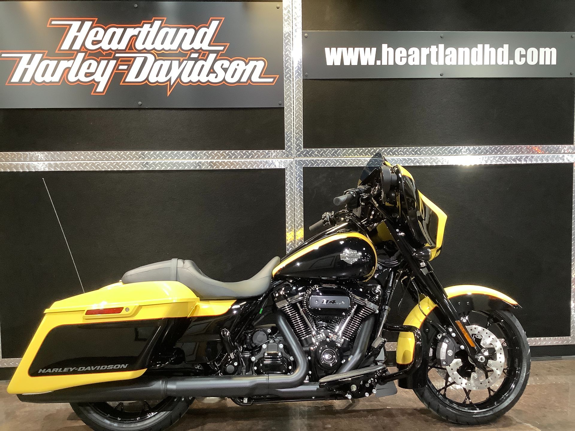 2023 Harley-Davidson Street Glide® Special in Burlington, Iowa - Photo 1