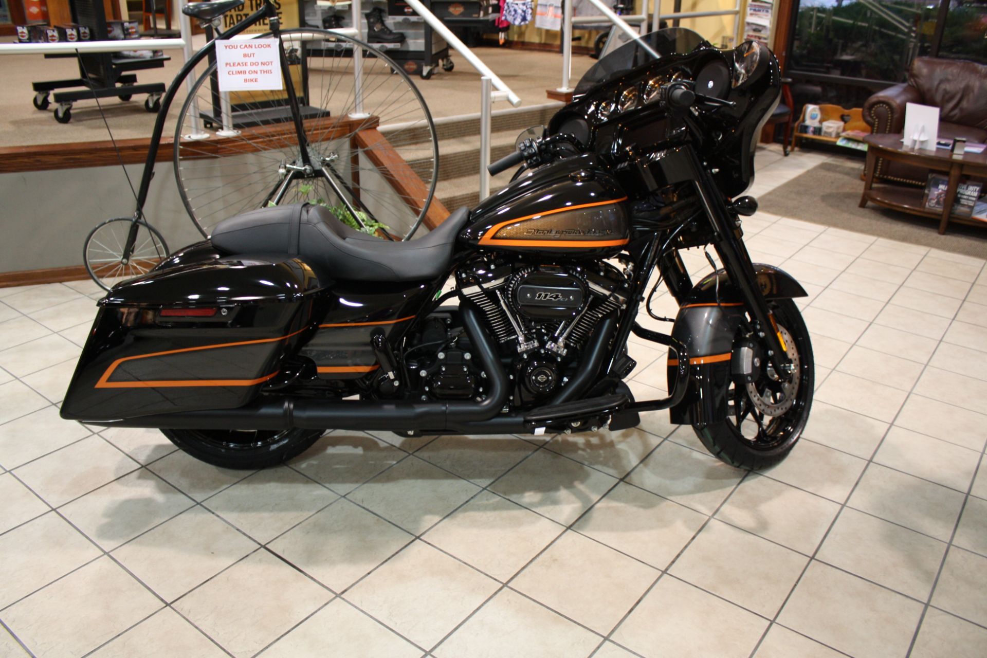 2022 Harley-Davidson Street Glide® Special in Junction City, Kansas