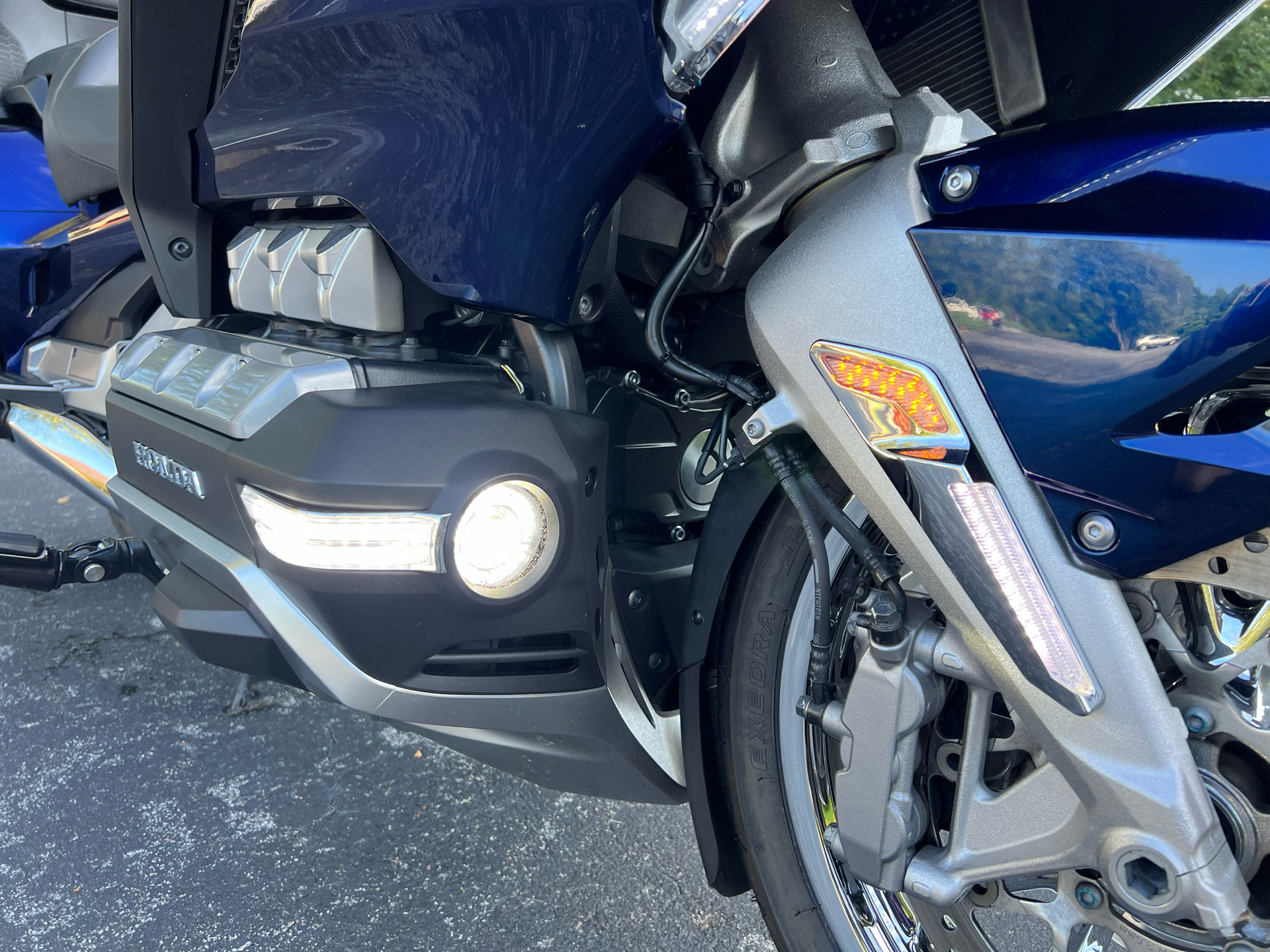 2018 Honda Gold Wing Tour Automatic DCT in Hendersonville, North Carolina - Photo 8