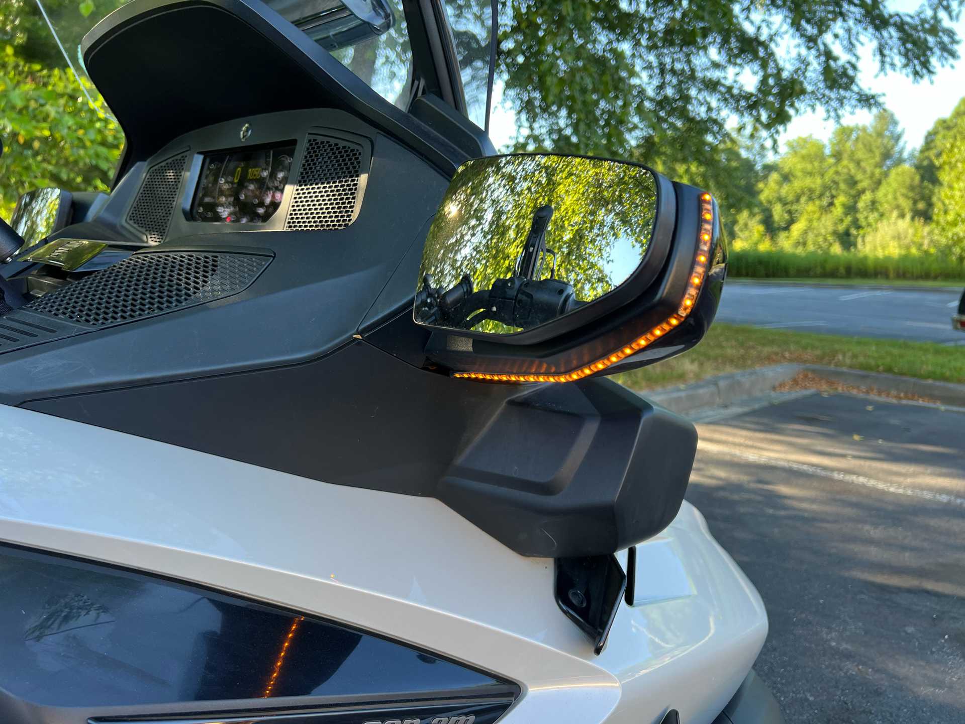 2020 Can-Am Spyder RT Limited in Hendersonville, North Carolina - Photo 18