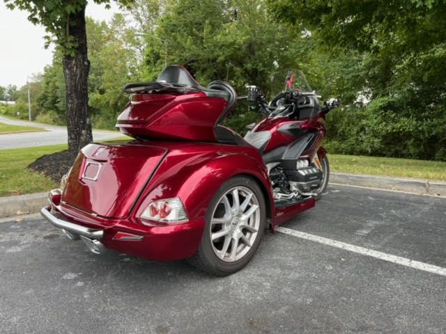 2019 Honda Gold Wing Tour Automatic DCT in Hendersonville, North Carolina - Photo 2