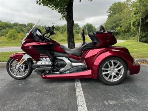 2019 Honda Gold Wing Tour Automatic DCT in Hendersonville, North Carolina - Photo 19