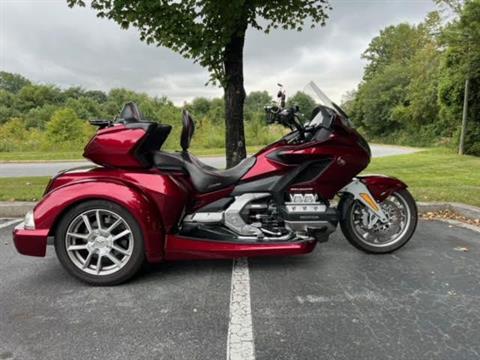 2019 Honda Gold Wing Tour Automatic DCT in Hendersonville, North Carolina - Photo 23