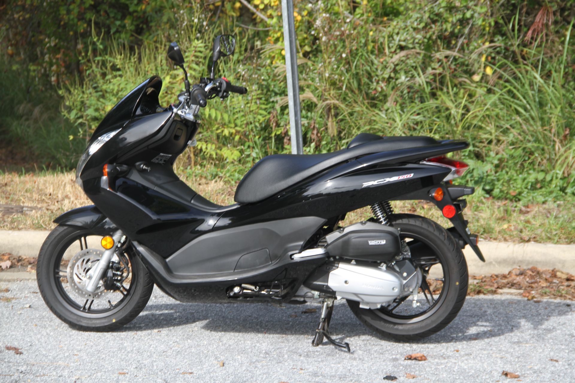 2013 Honda PCX150 in Hendersonville, North Carolina - Photo 16