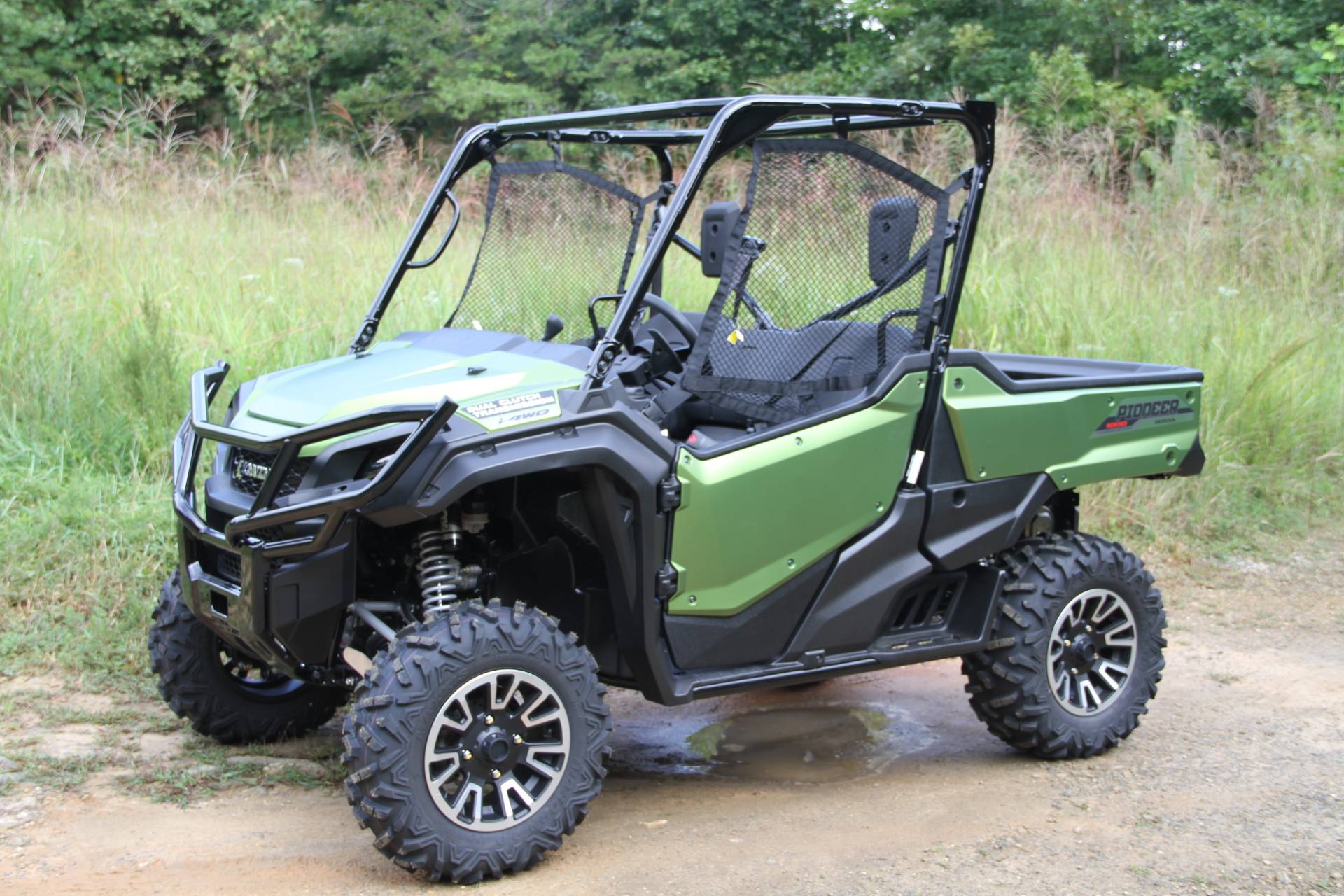 New 21 Honda Pioneer 1000 Limited Edition Utility Vehicles In Hendersonville Nc Stock Number