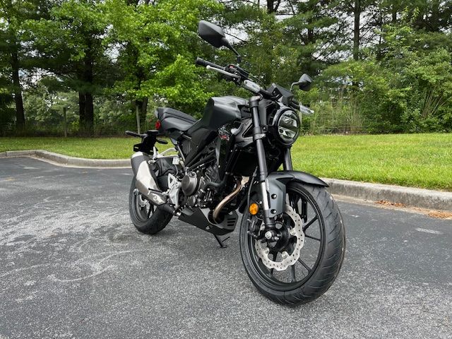 2024 Honda CB300R ABS in Hendersonville, North Carolina - Photo 2