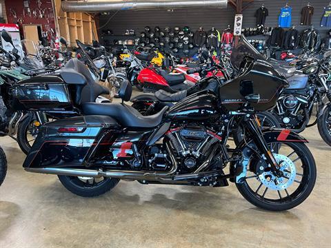 2018 Harley-Davidson CVO™ Road Glide® in Hendersonville, North Carolina