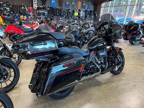 2018 Harley-Davidson CVO™ Road Glide® in Hendersonville, North Carolina - Photo 3
