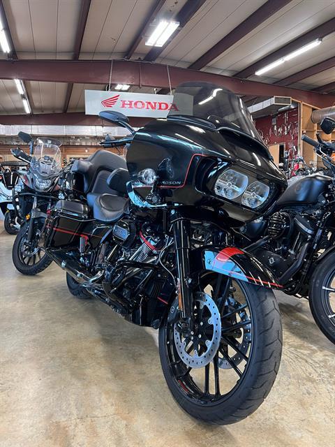 2018 Harley-Davidson CVO™ Road Glide® in Hendersonville, North Carolina - Photo 4