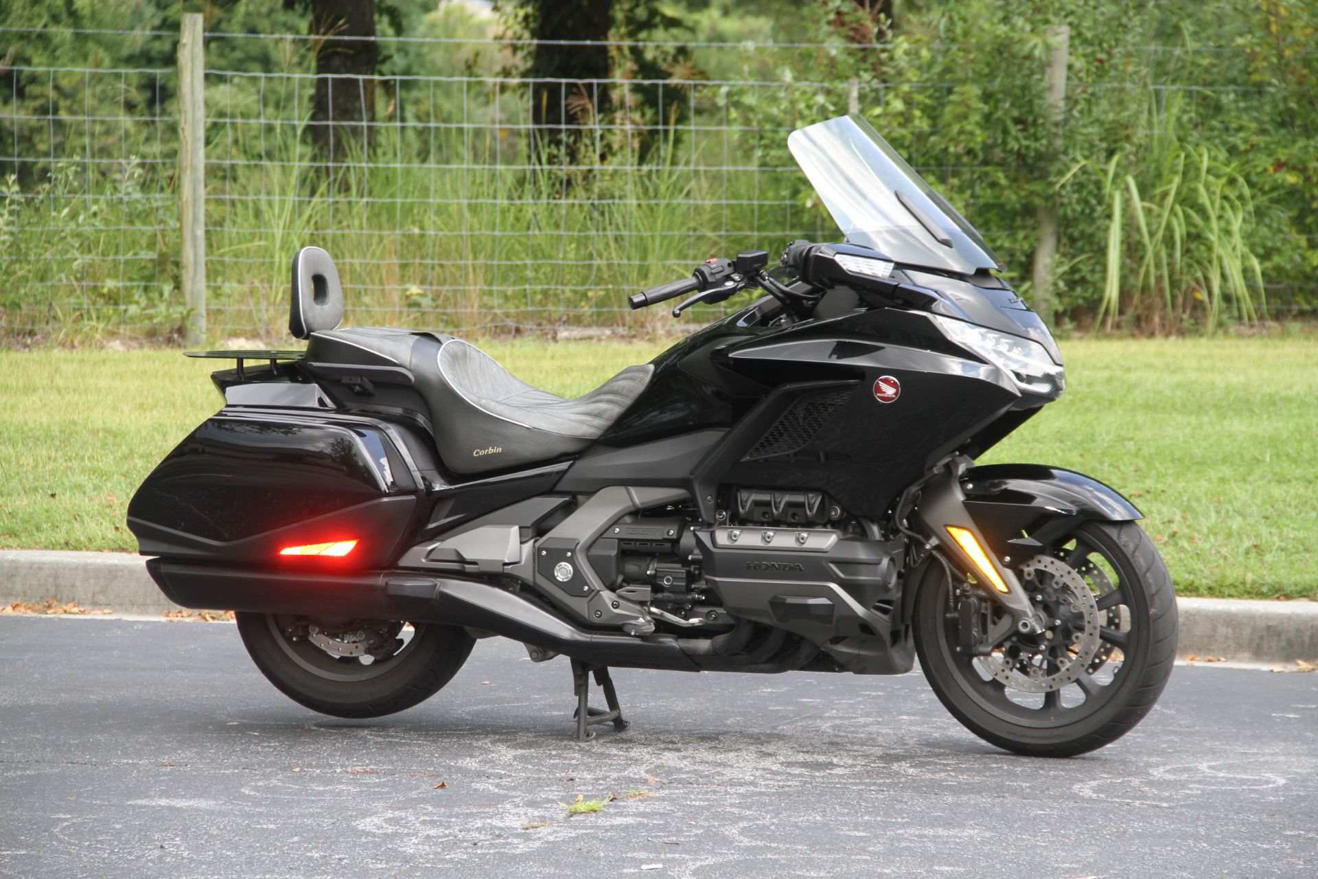 2019 Honda Gold Wing Automatic DCT in Hendersonville, North Carolina - Photo 8