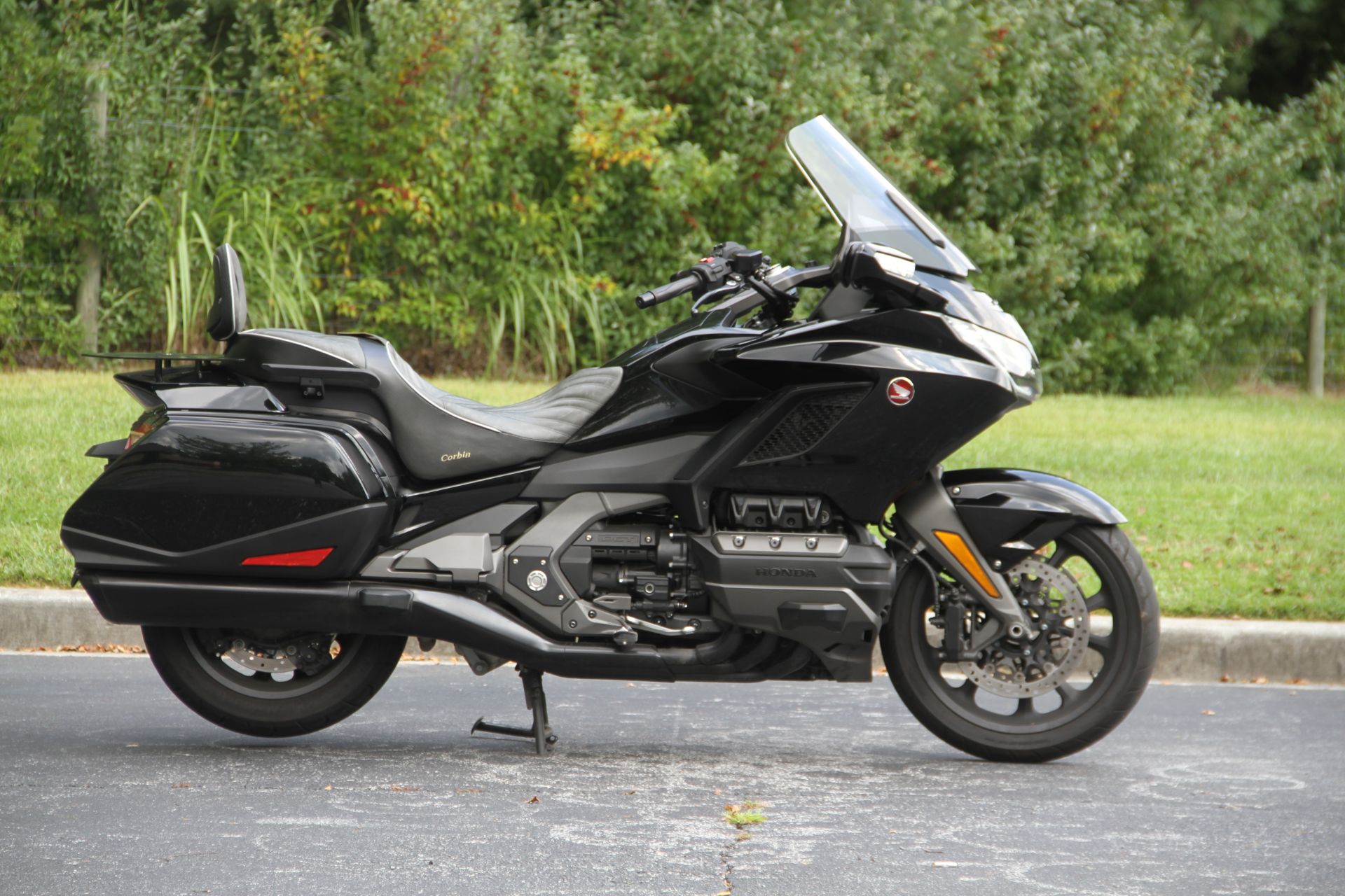 2019 Honda Gold Wing Automatic DCT in Hendersonville, North Carolina - Photo 10